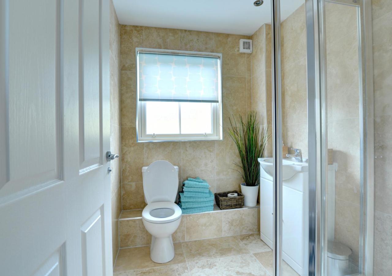 5 Bed in Amroth oc-pw9067