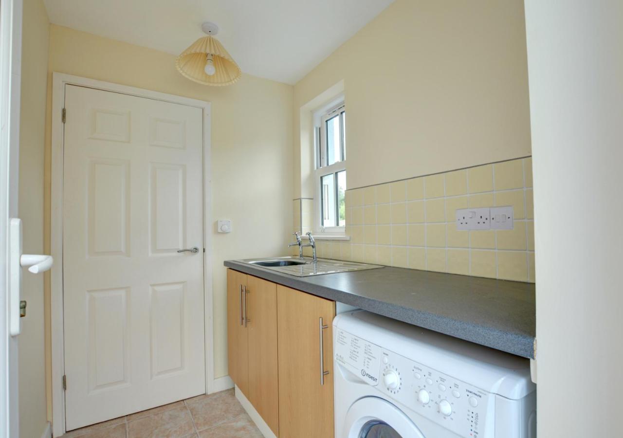 5 Bed in Amroth oc-pw9067
