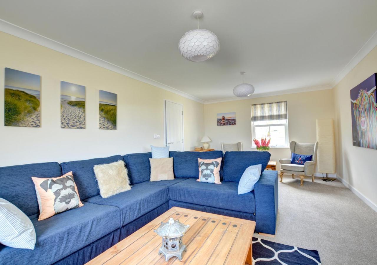 5 Bed in Amroth oc-pw9067