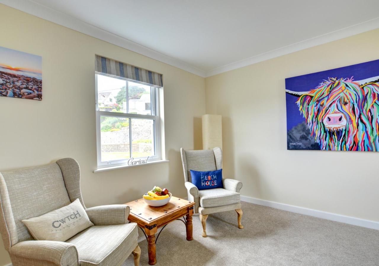 5 Bed in Amroth oc-pw9067
