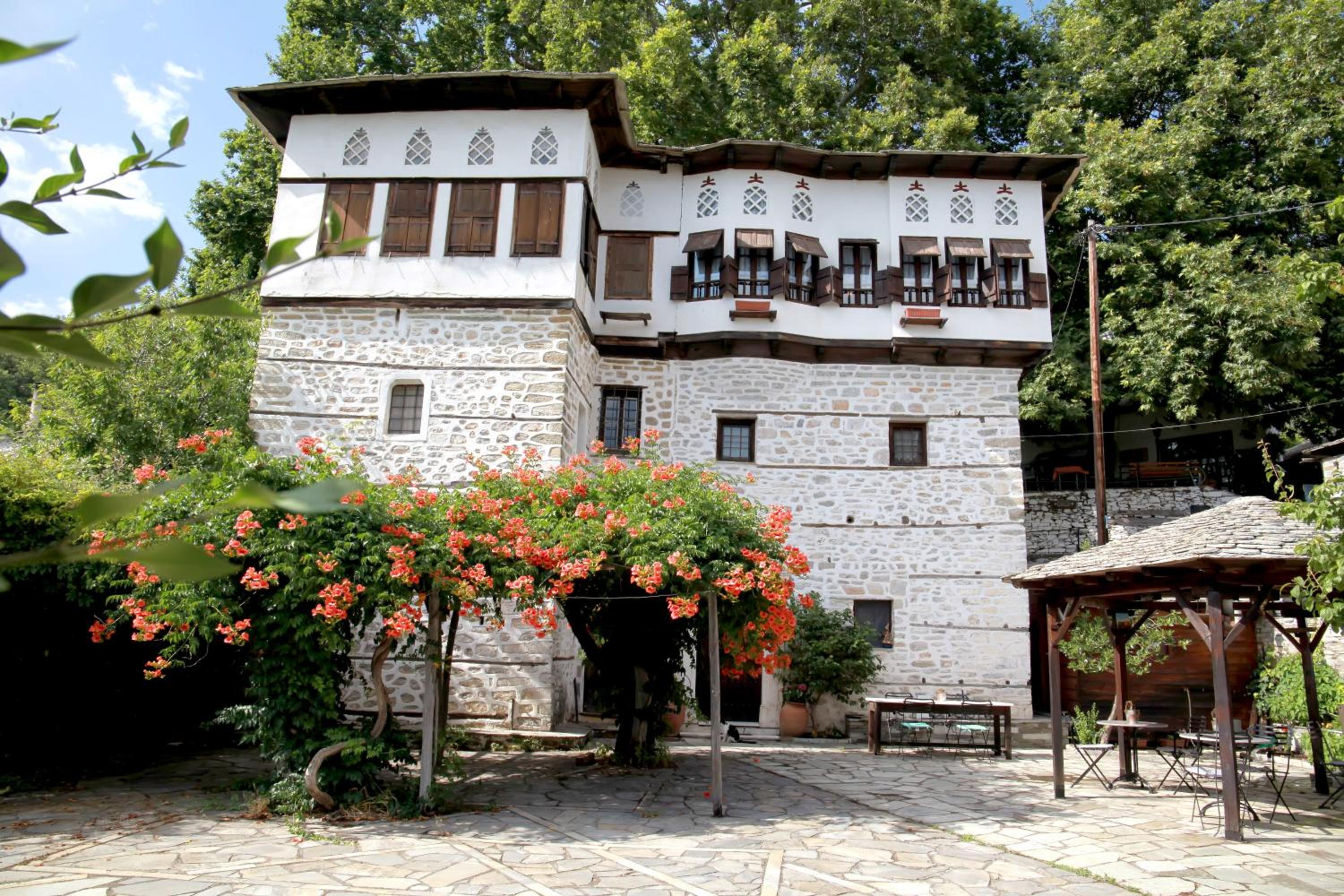 Archontiko Blana