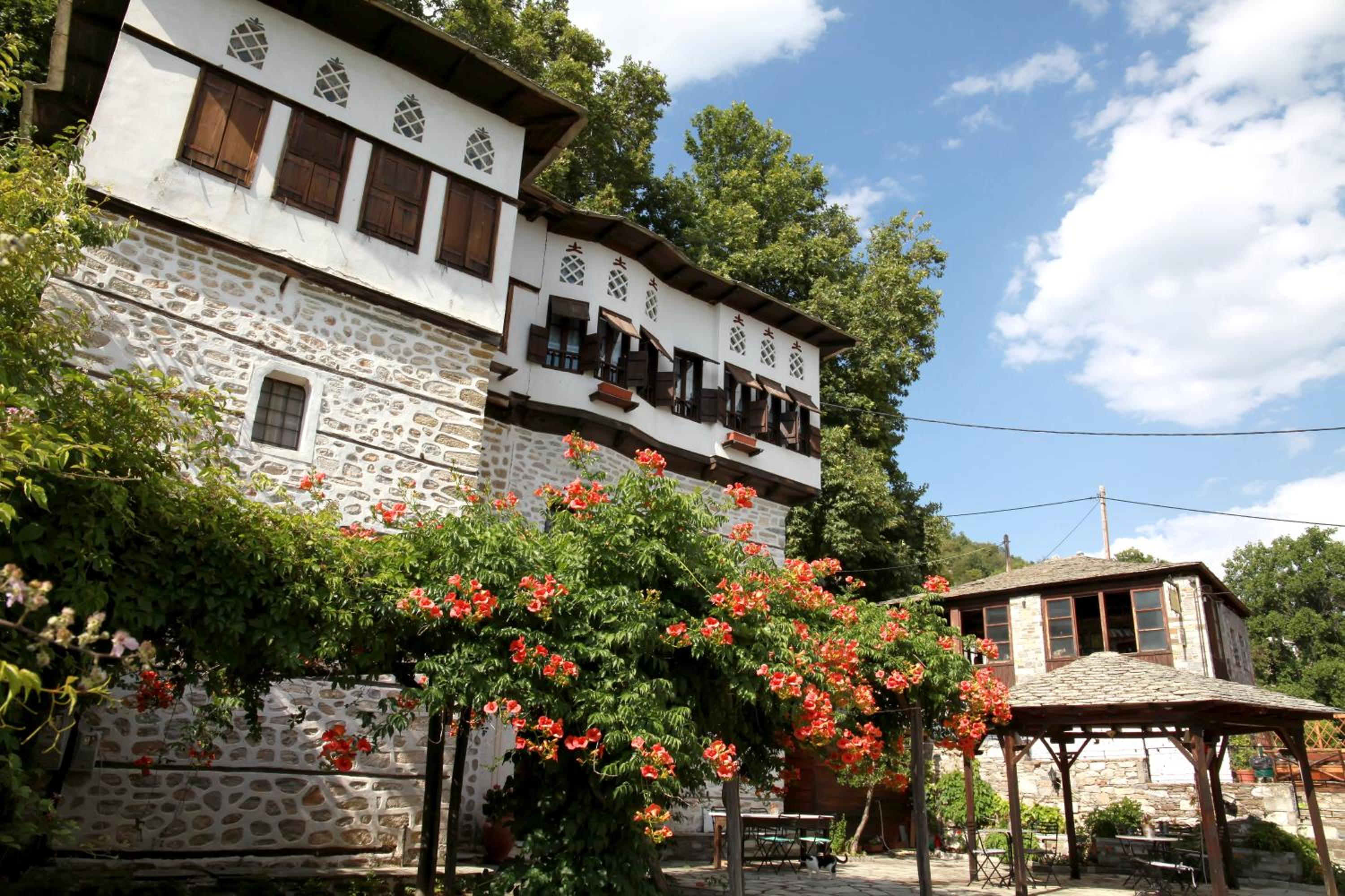 Archontiko Blana