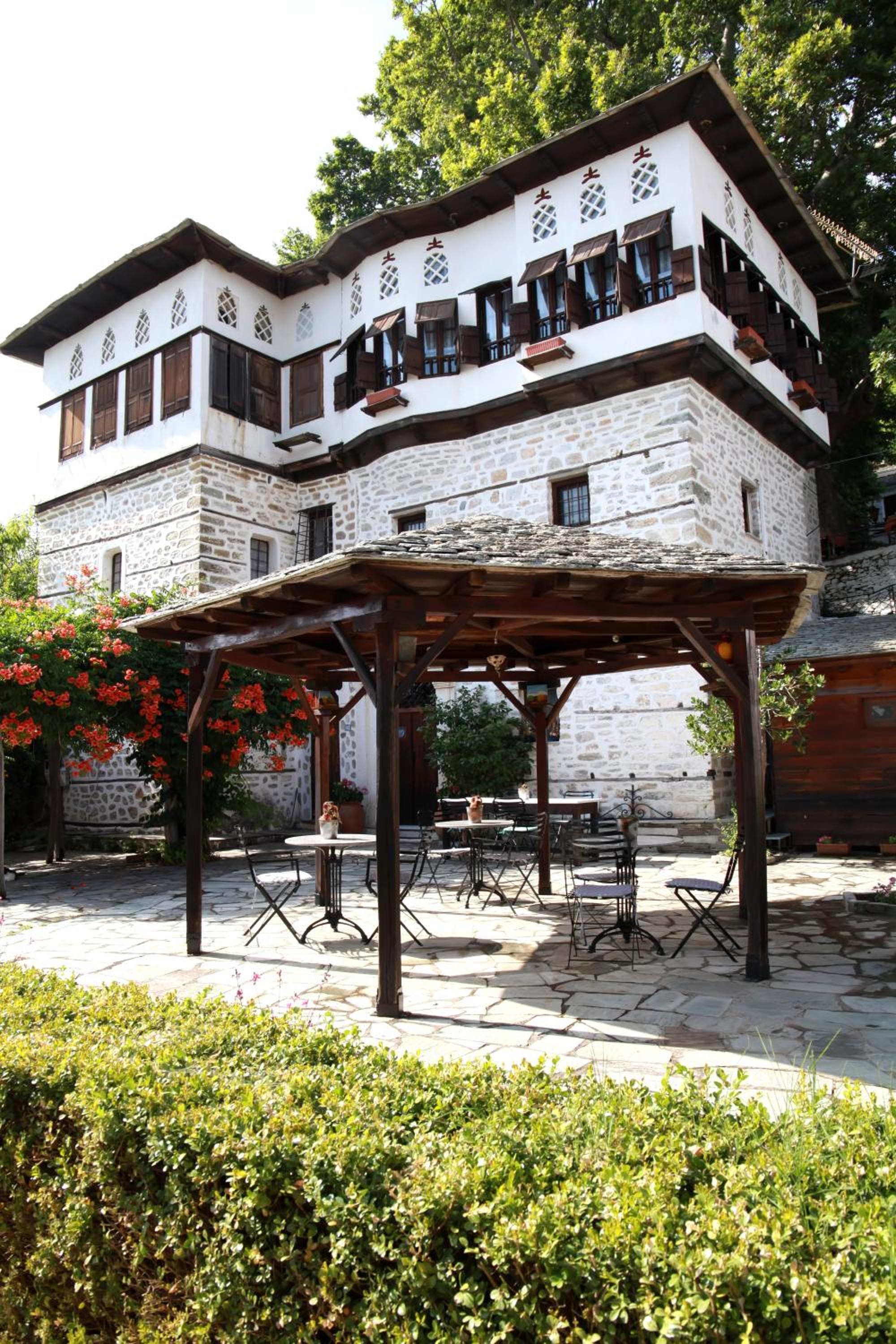 Archontiko Blana