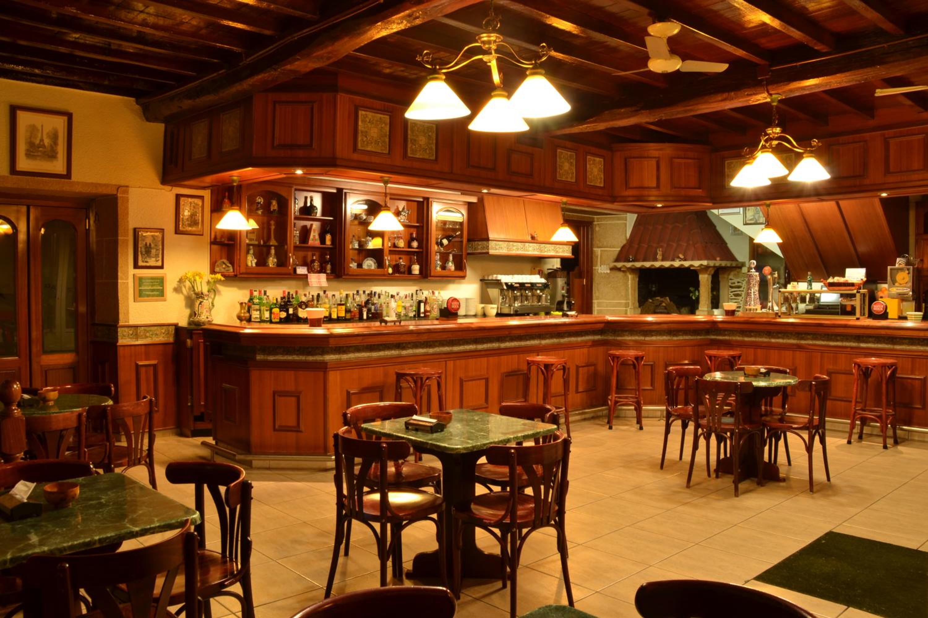 Hostal-Restaurante Paris view 4
