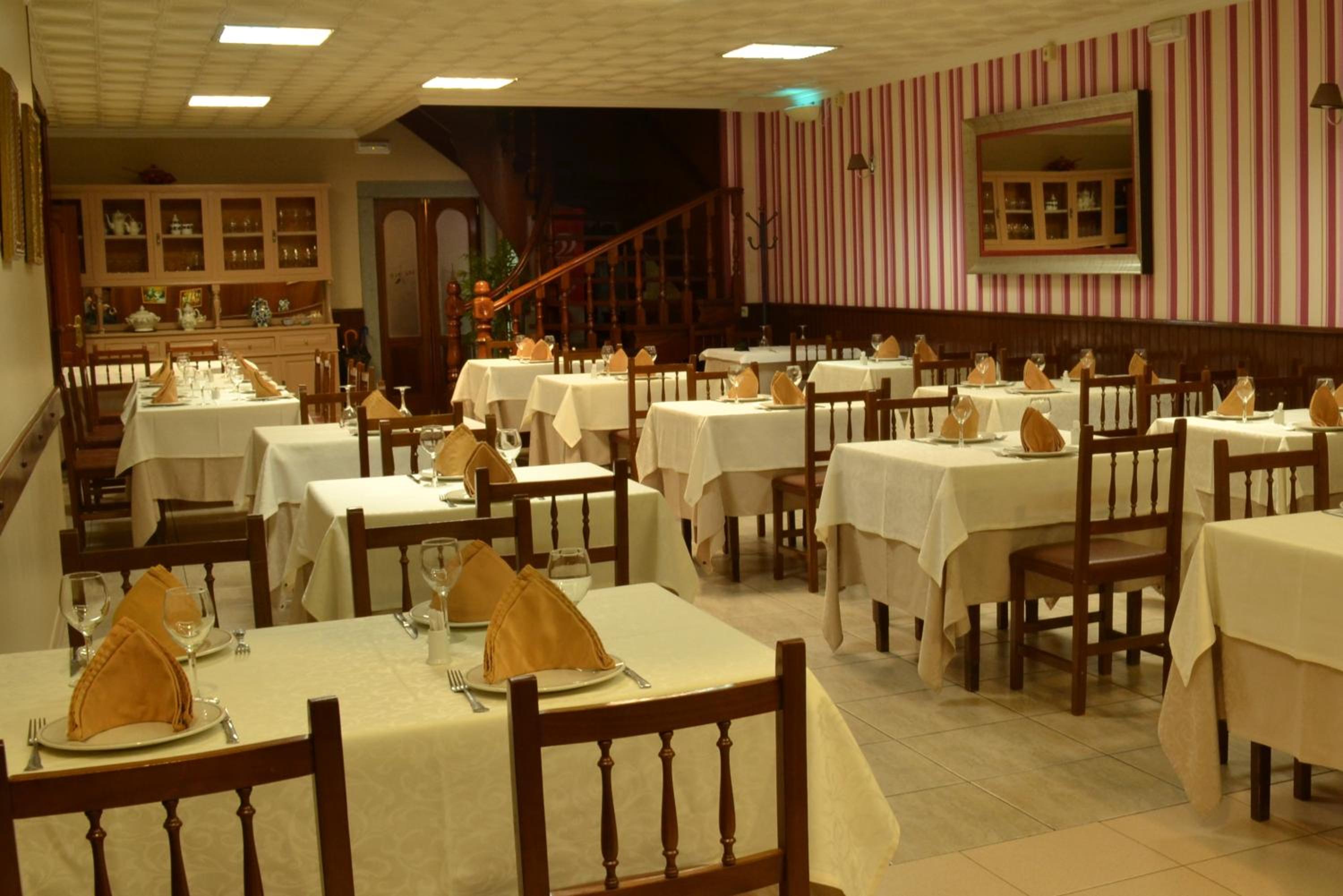 Hostal-Restaurante Paris view 5