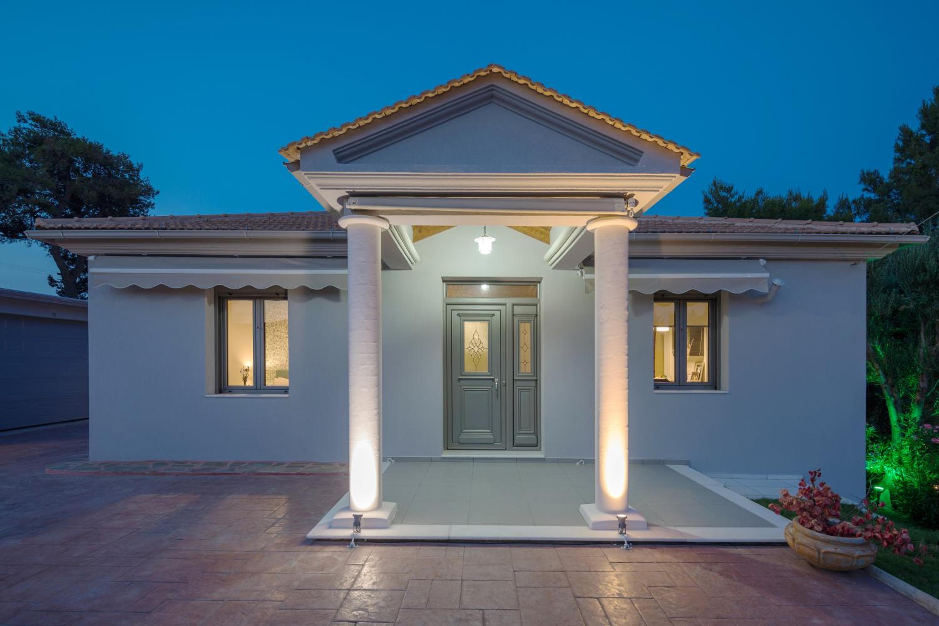 Villa Annaset view 2