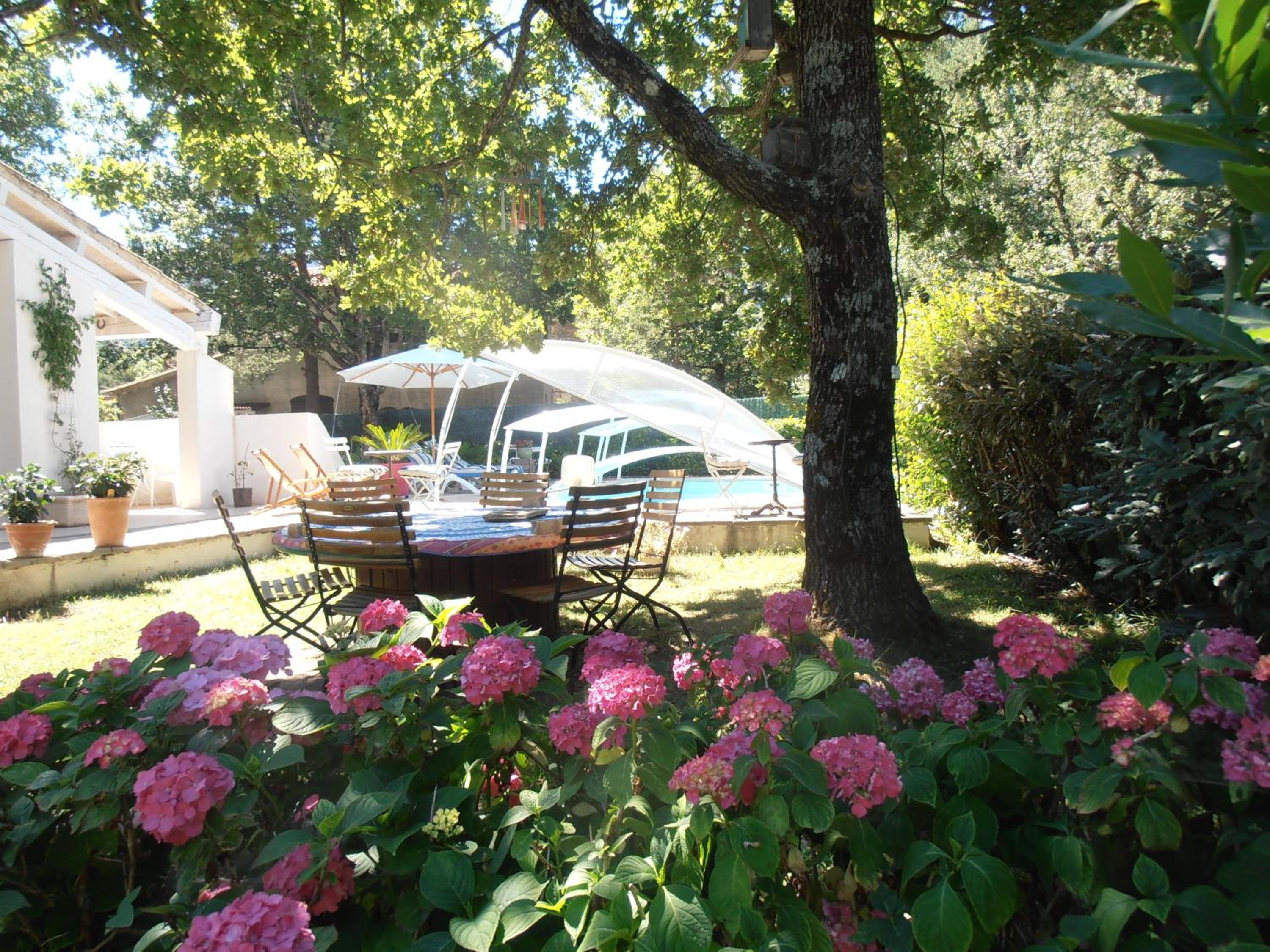 JAS en Provence view 2