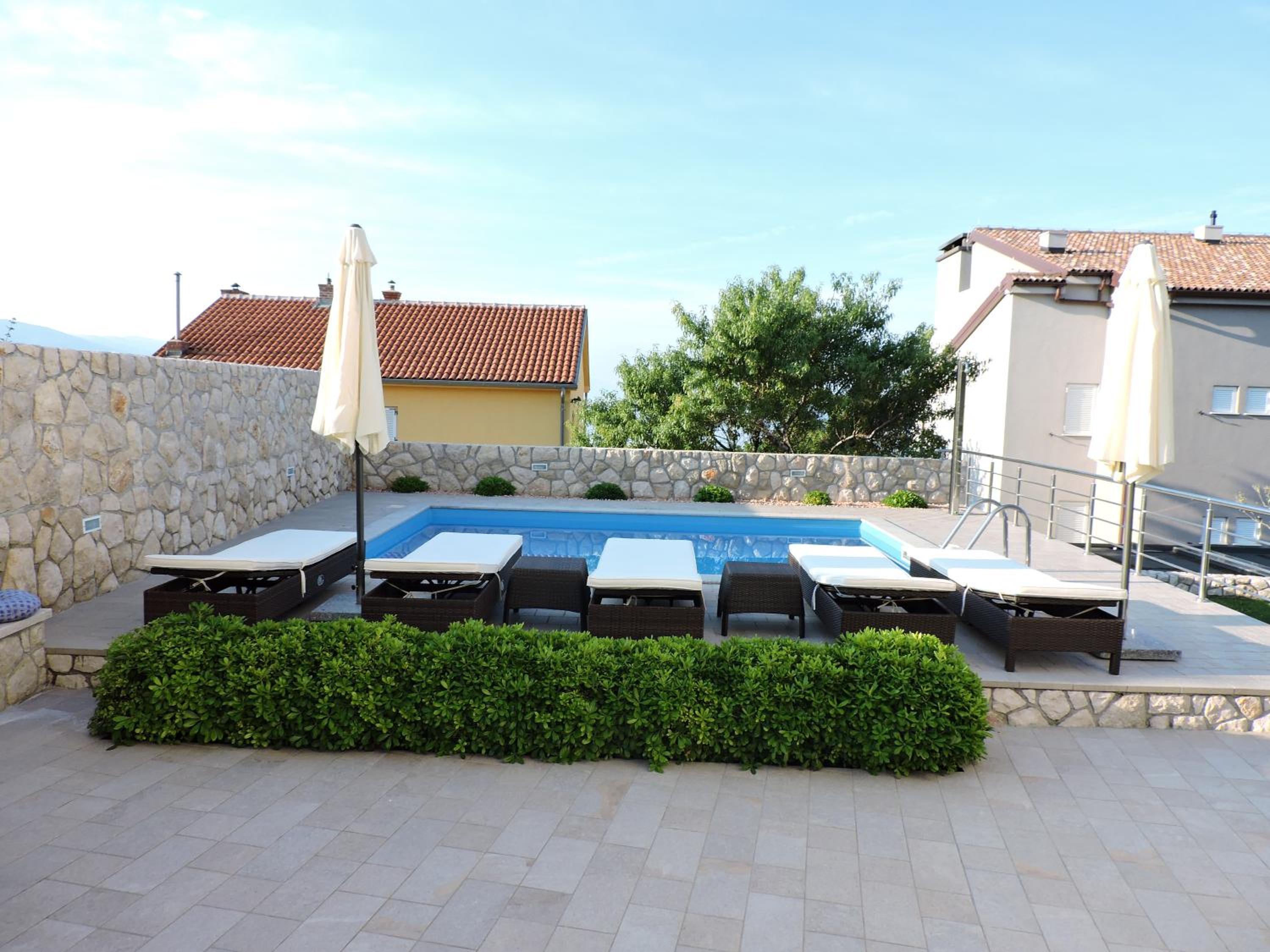 Photo 34