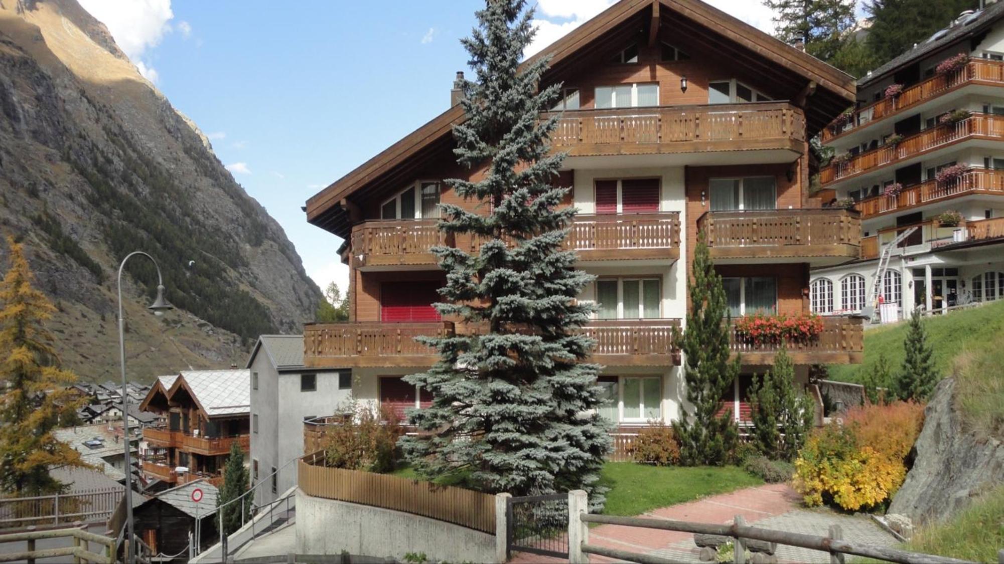 Haus Colmar view 3