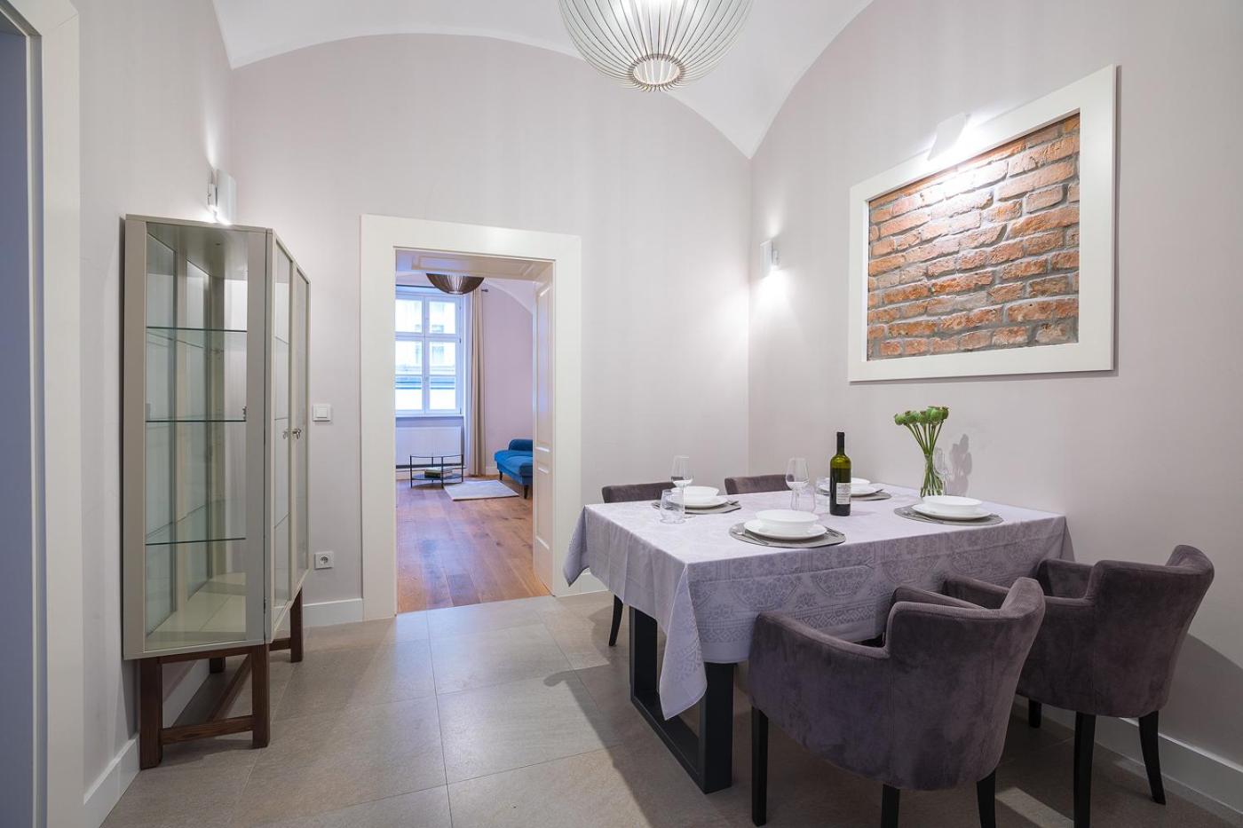 Deluxe Apartment Talia by Irundo