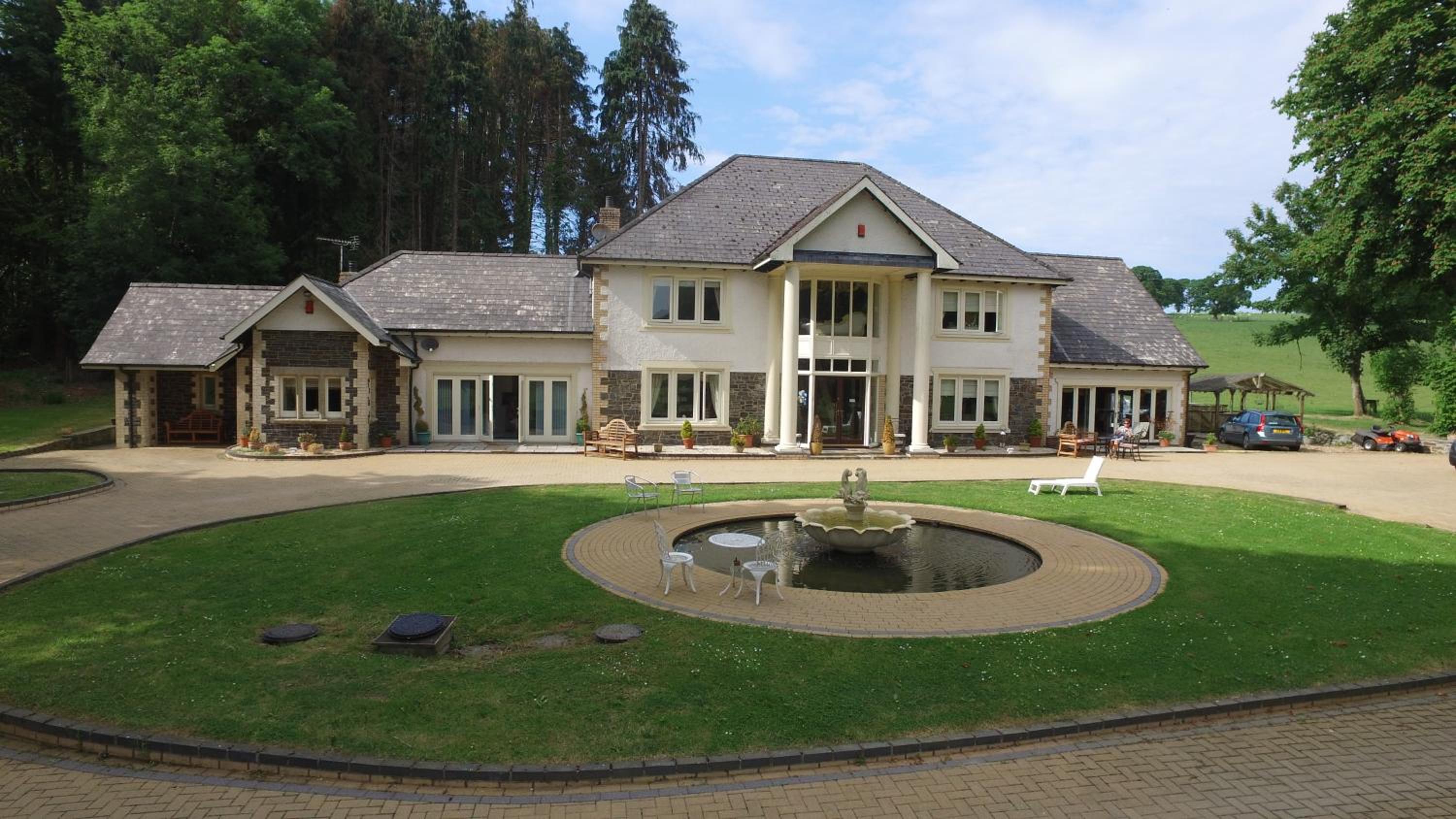 Plas Y Dderwen Bed and Breakfast