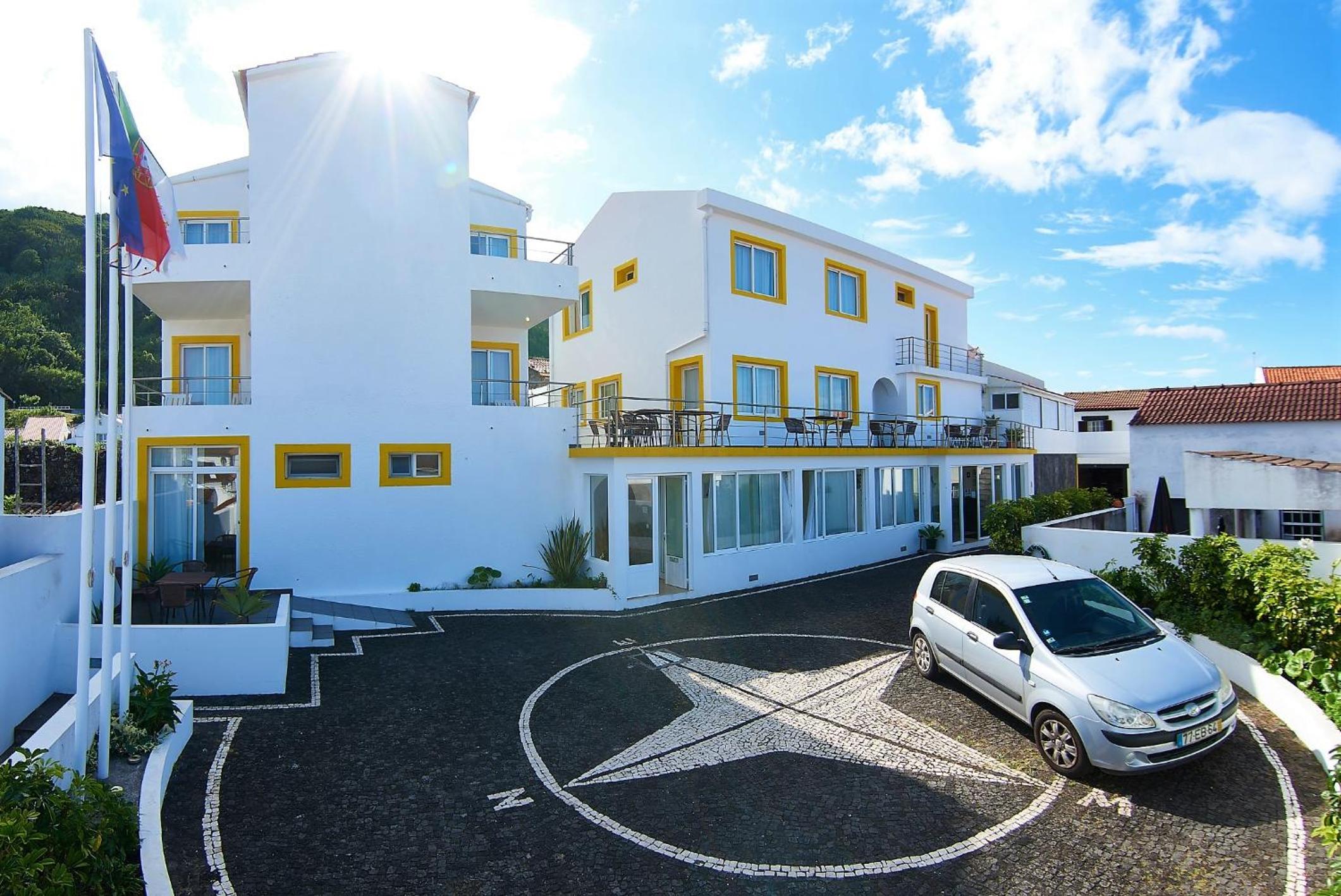 Hotel Alojamento Bela Vista - Image 1