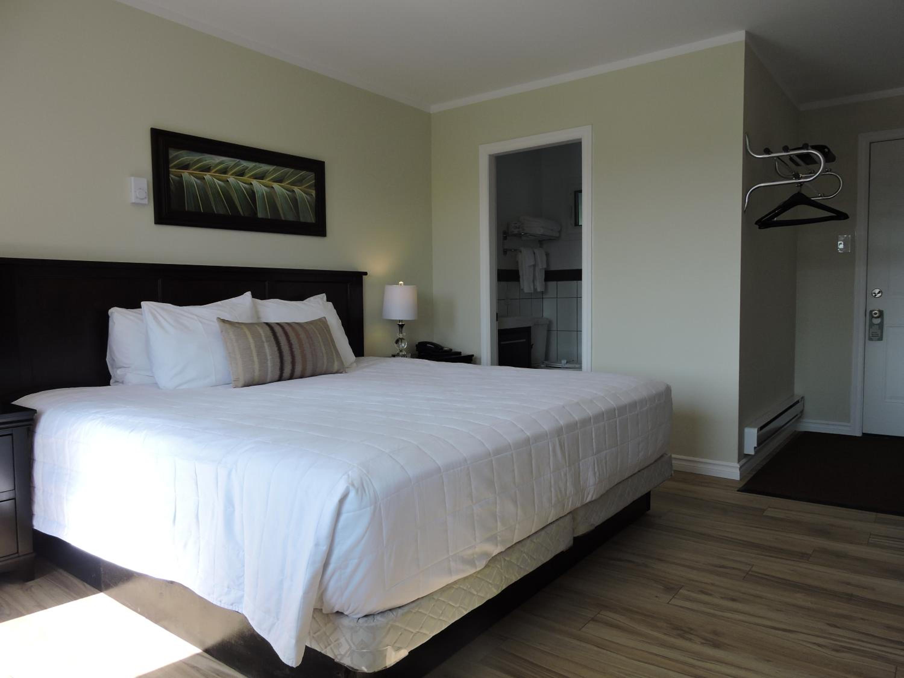 Almo Court Motel