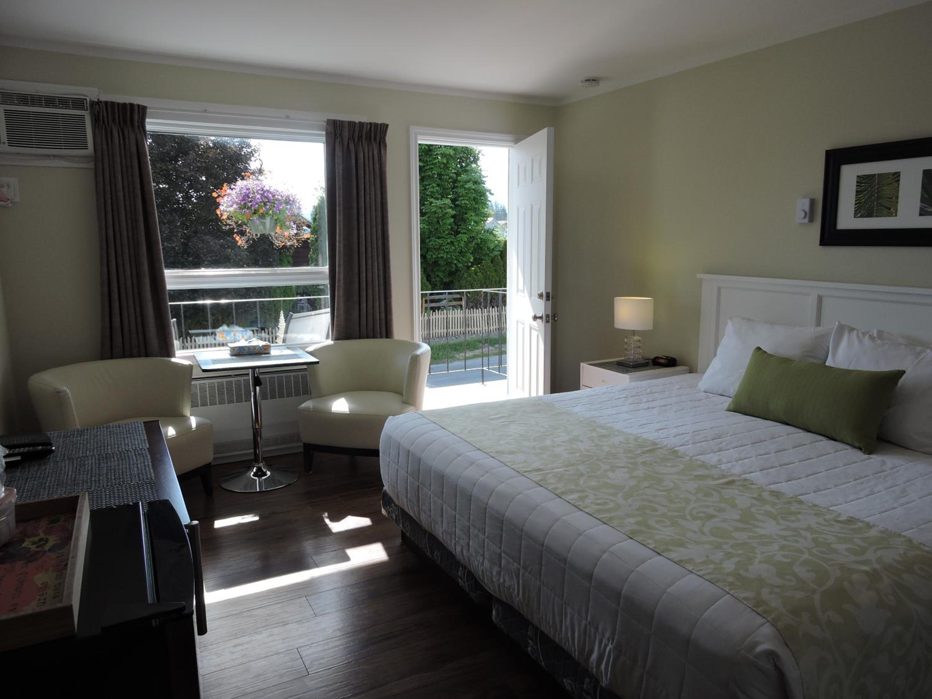 Almo Court Motel