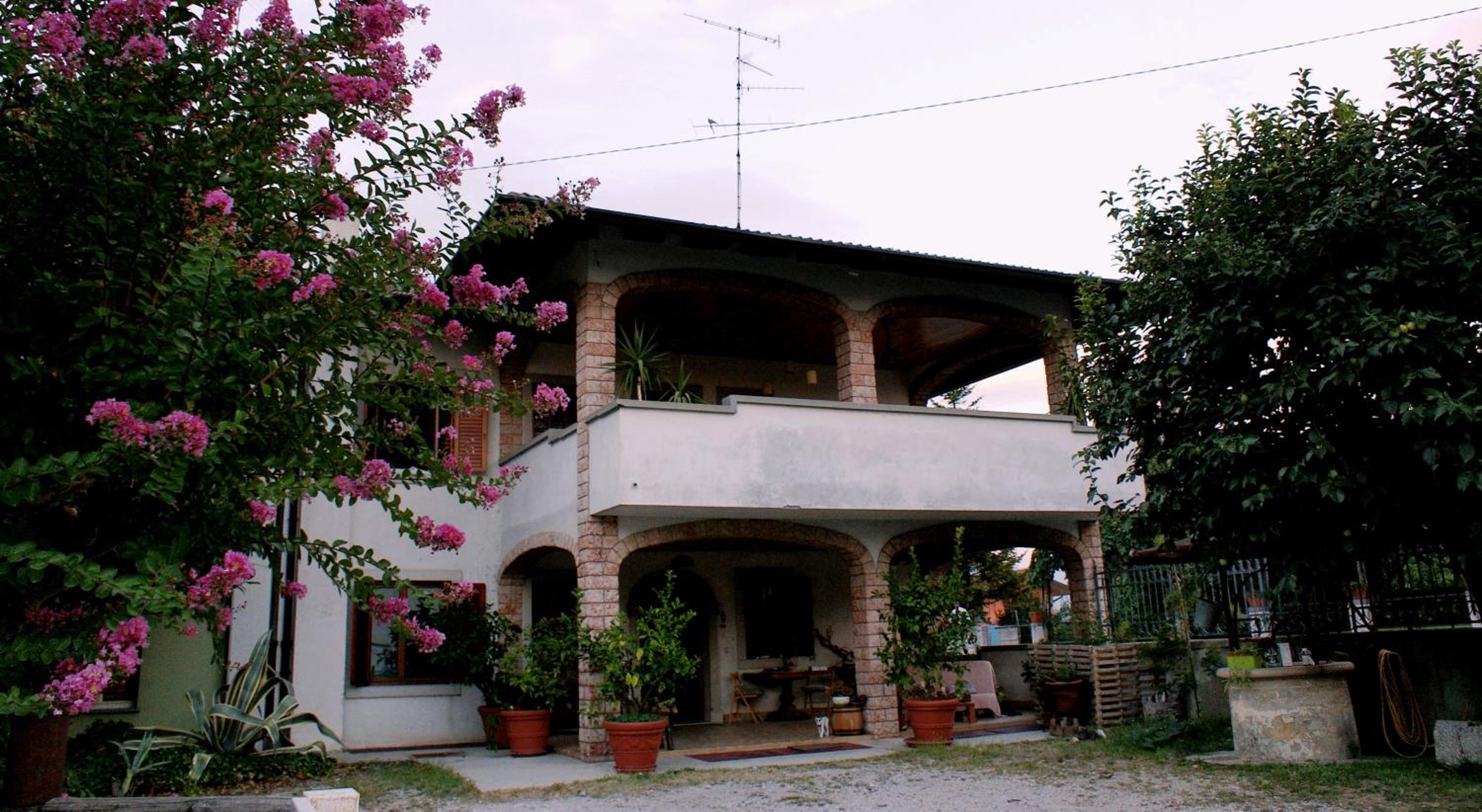 B&B Nella Terra di Mezzo view 2
