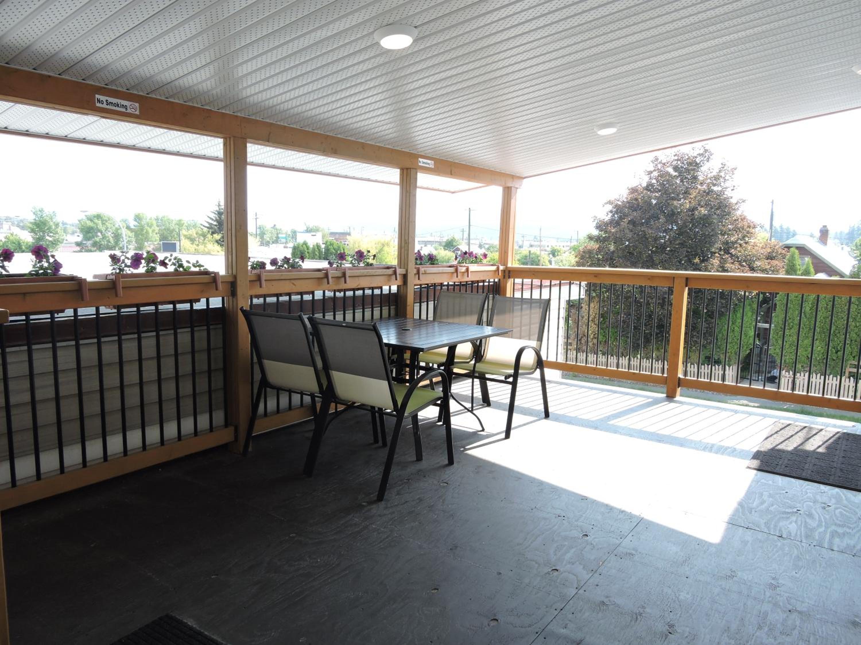 Almo Court Motel