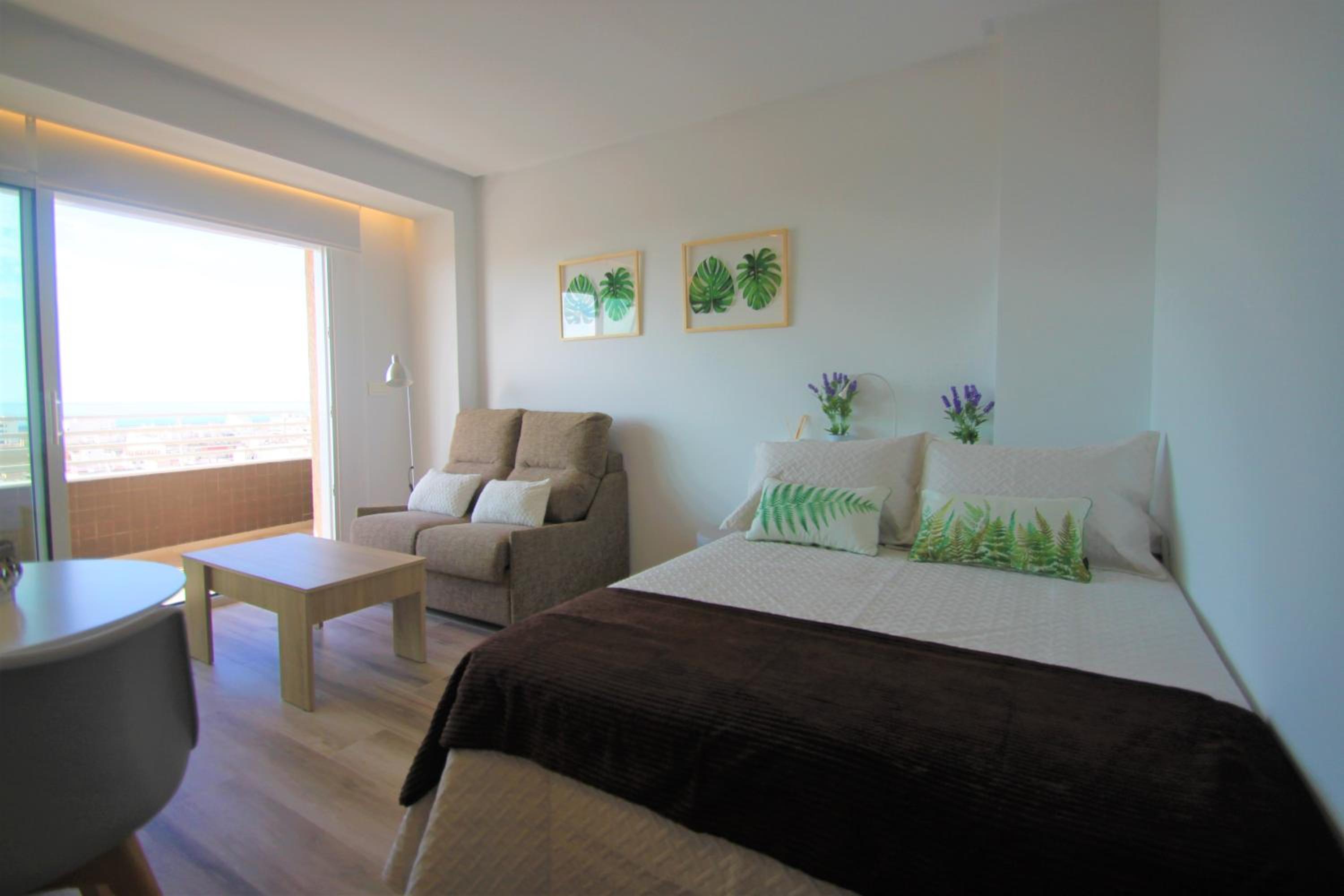 CasaTuris Estudio con vistas que enamoran en Centro de Alicante A119