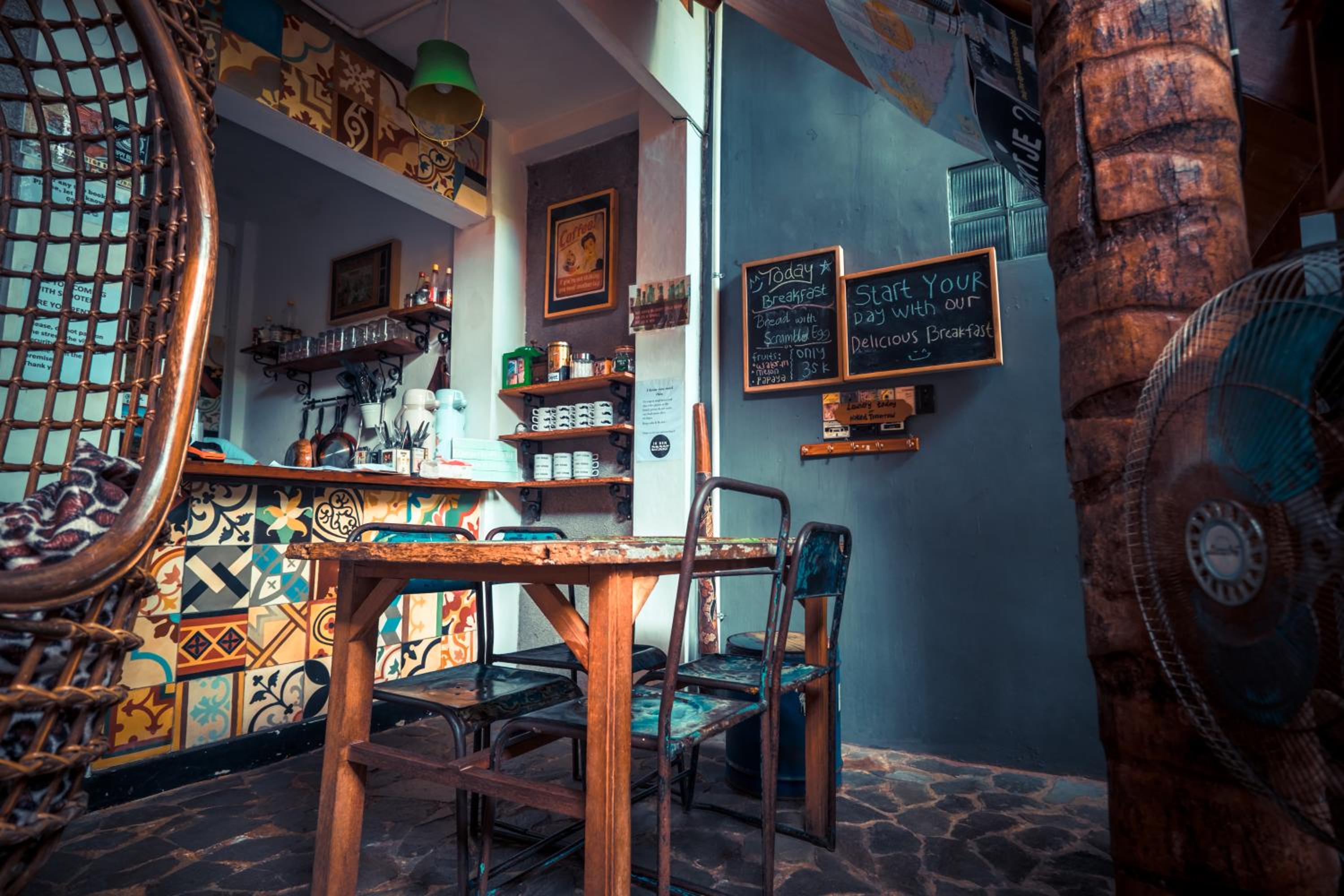 dining