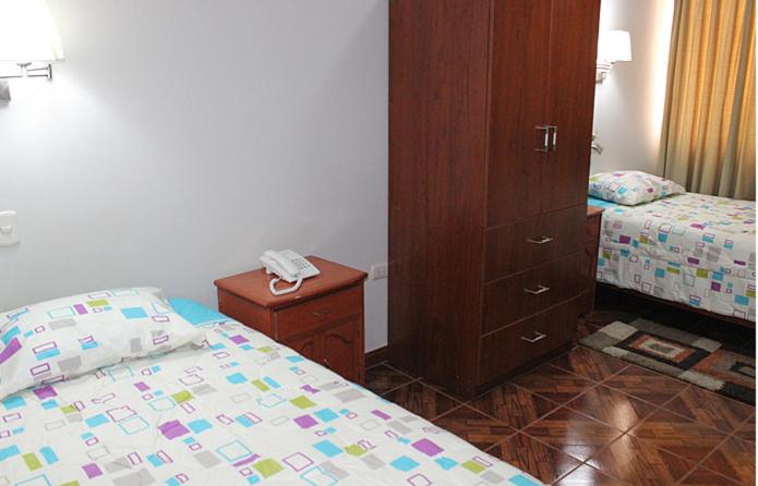 Hostal Residencial Lino view 2