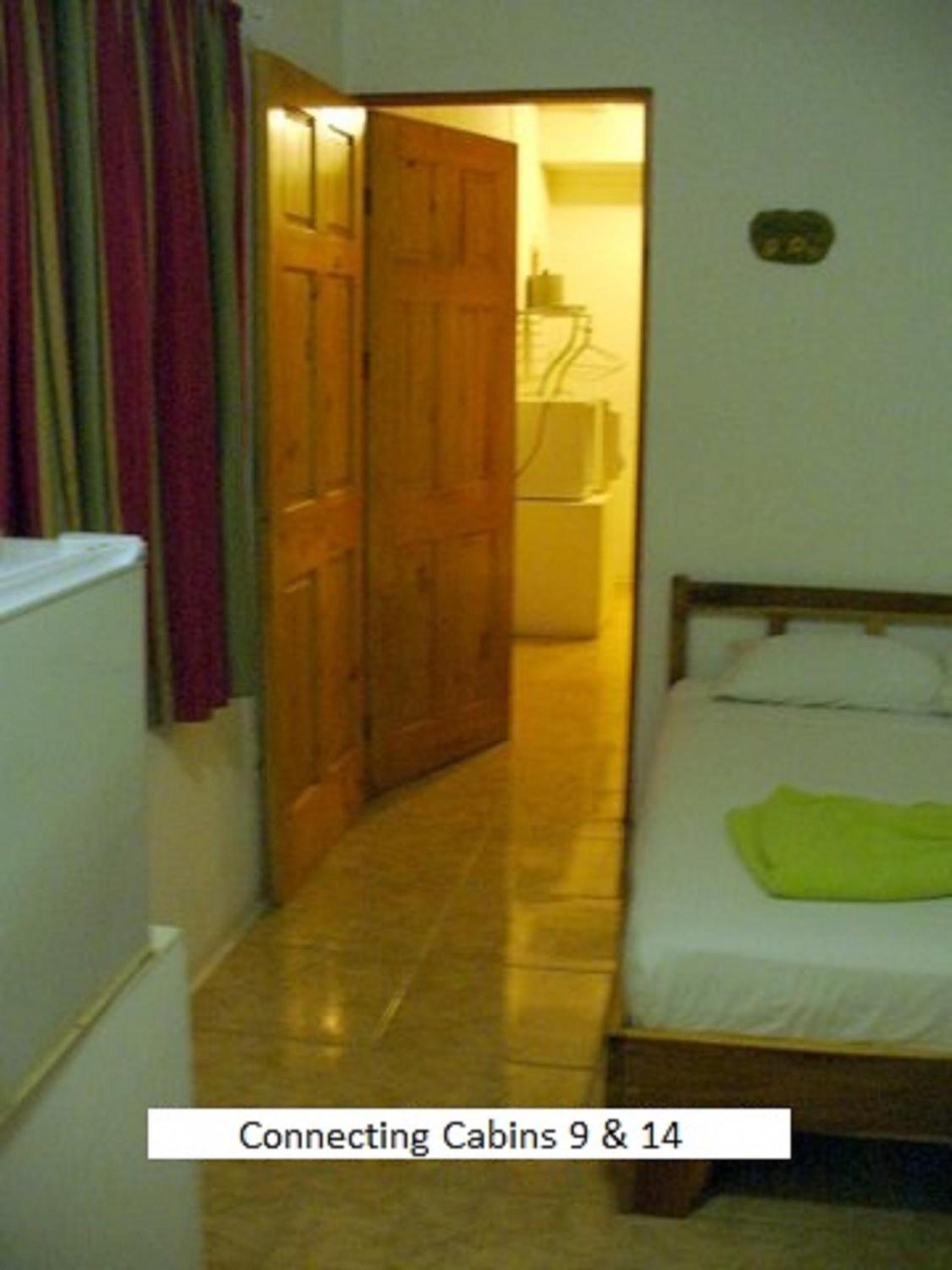 Photo 18