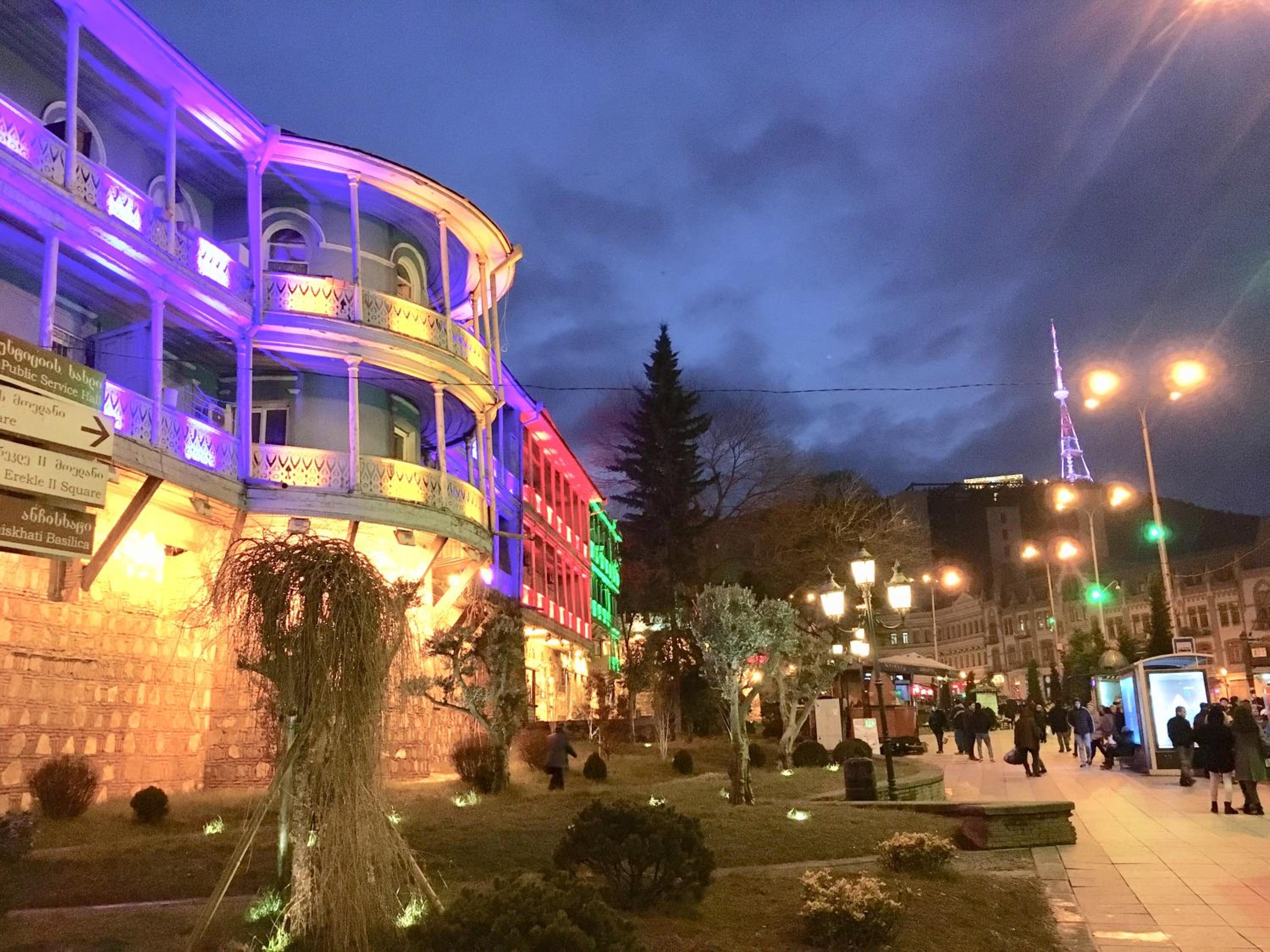 Apartment in Old Tbilisi Orbeliani Square view 3