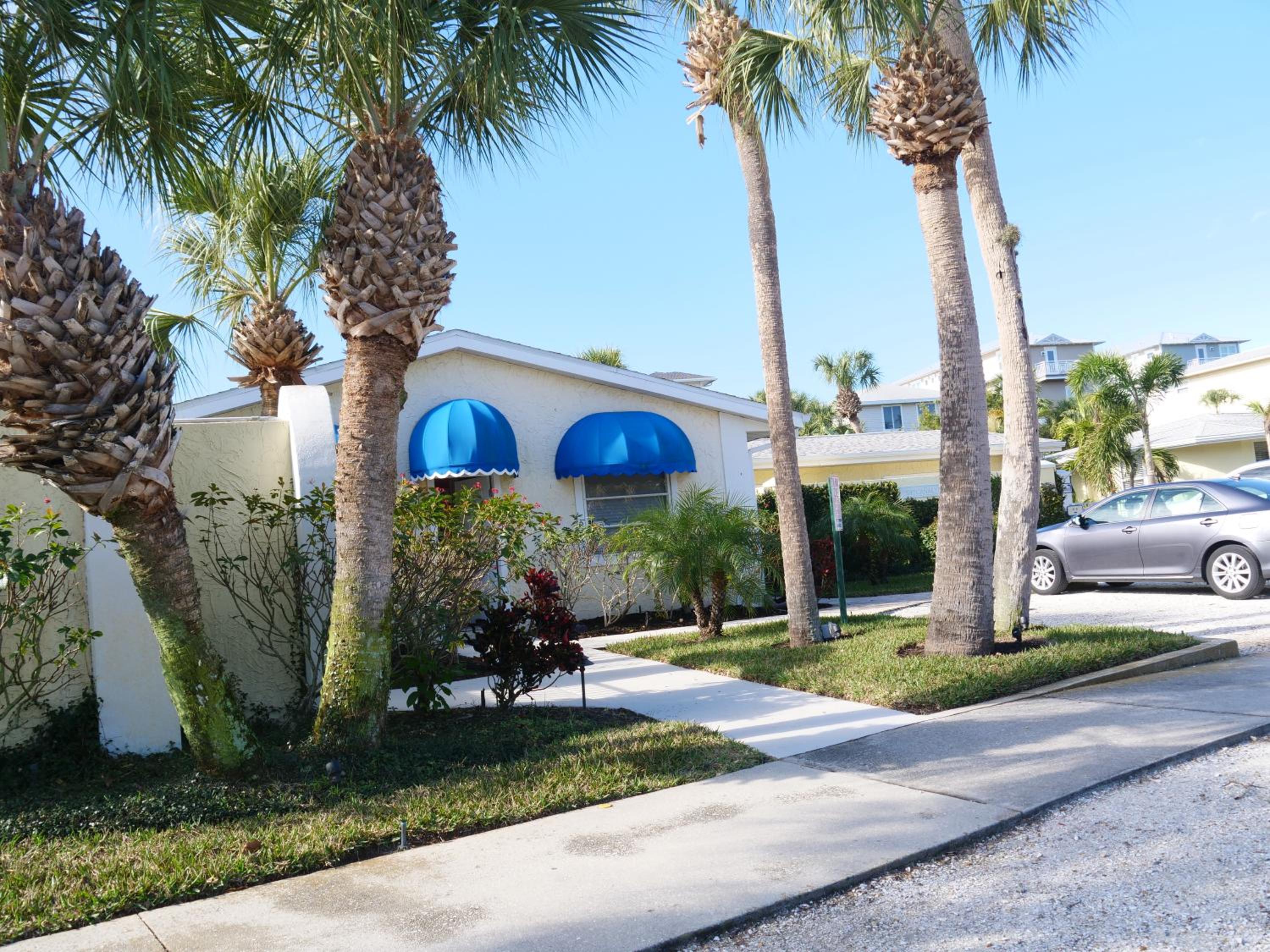 Hotel The Sea Spray Resort - Image 1