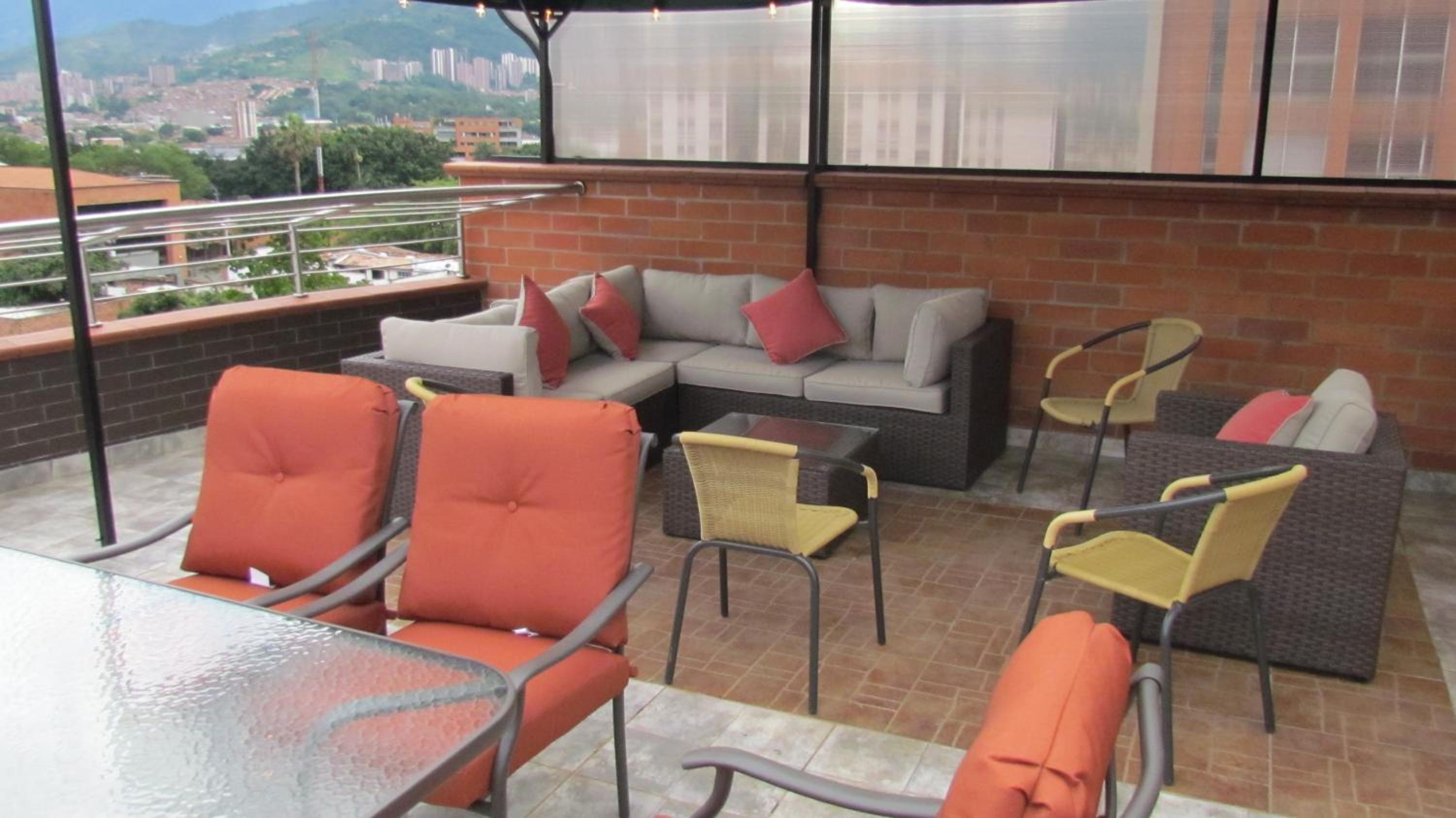 The 9's Apartahotel