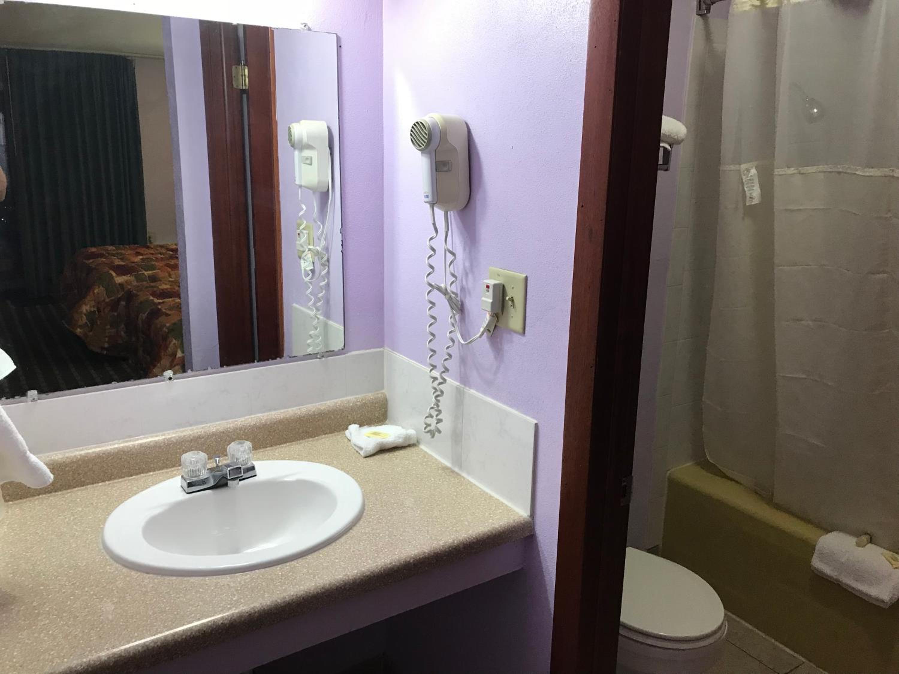 Spring Valley Inn