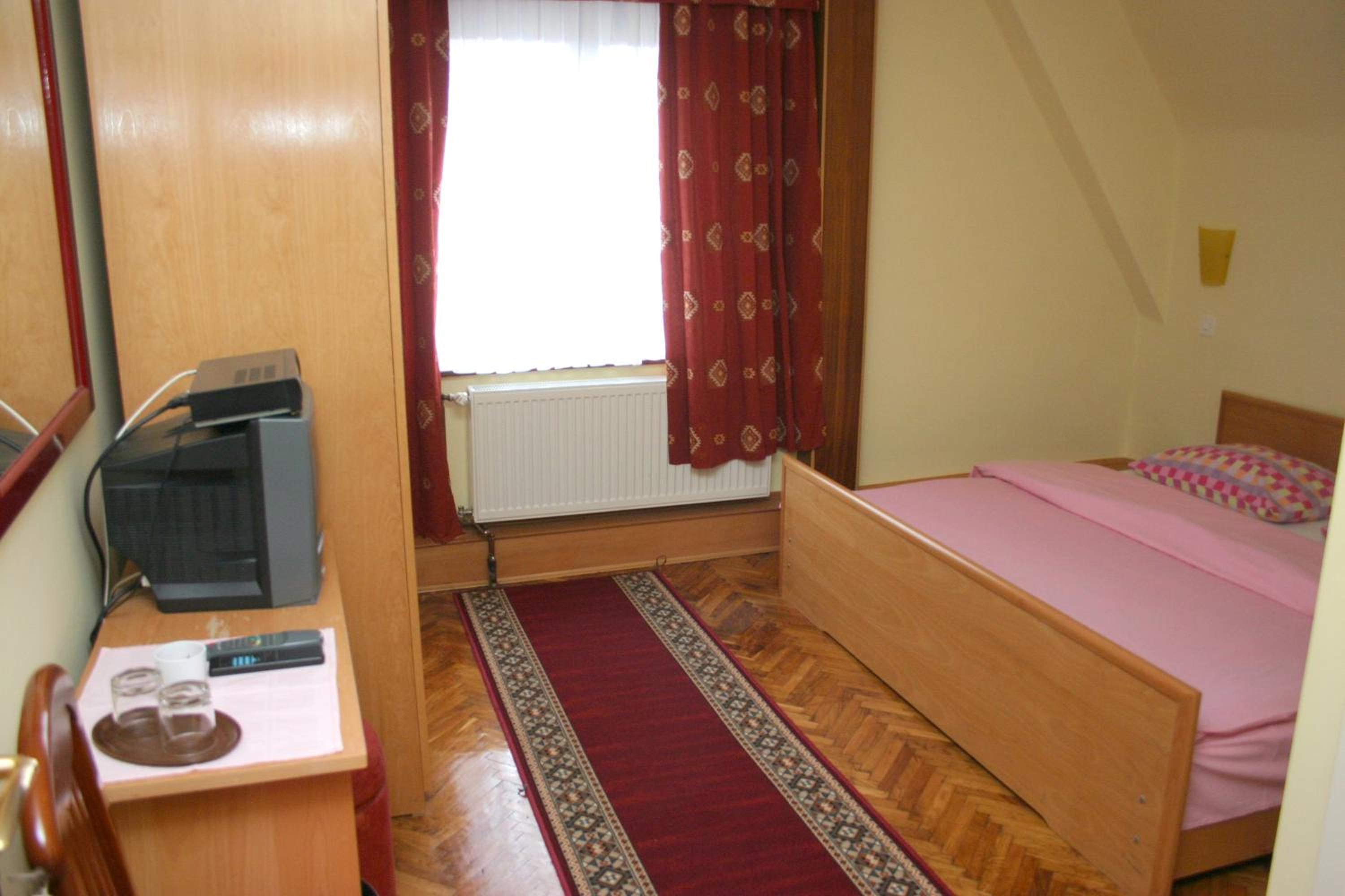 Guest House Prepelica view 2