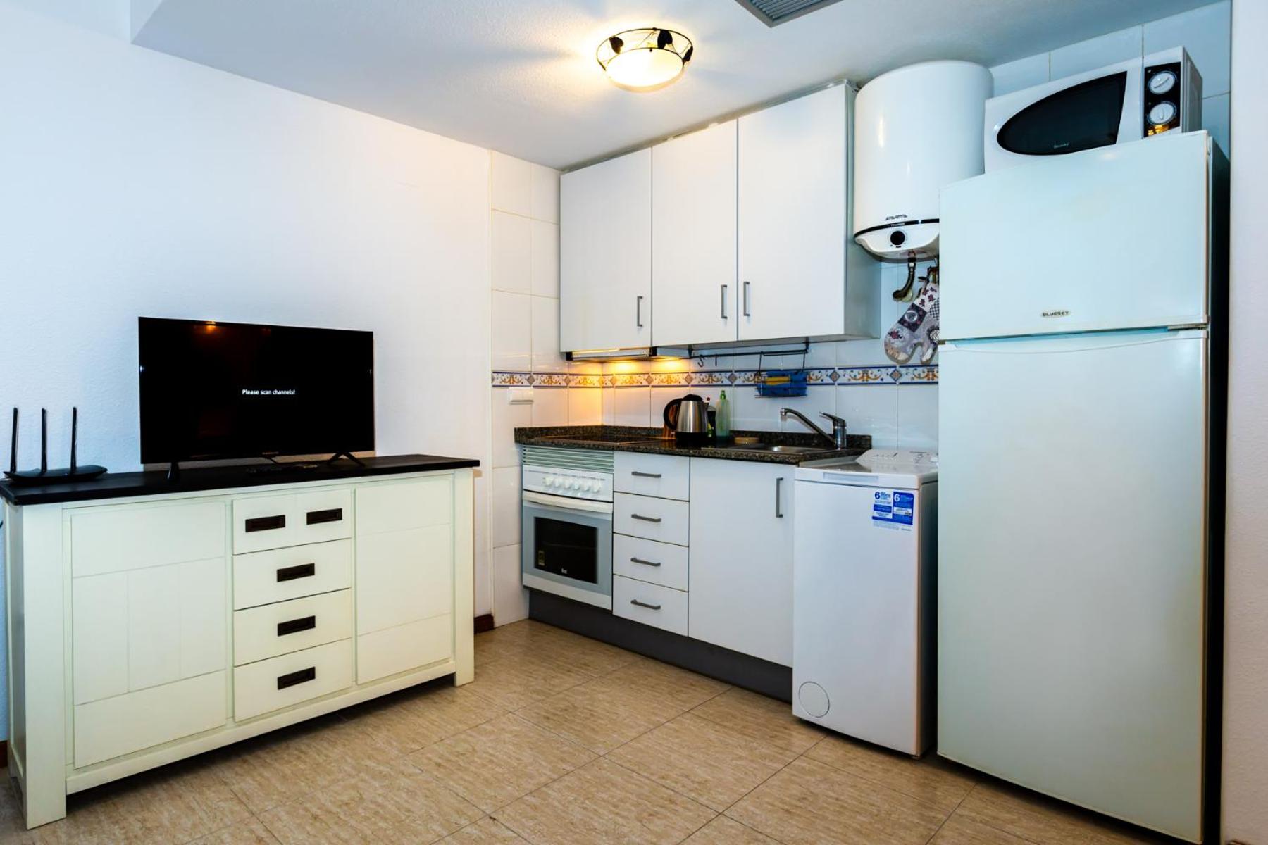 Hola Apartment Benidorm photo 4