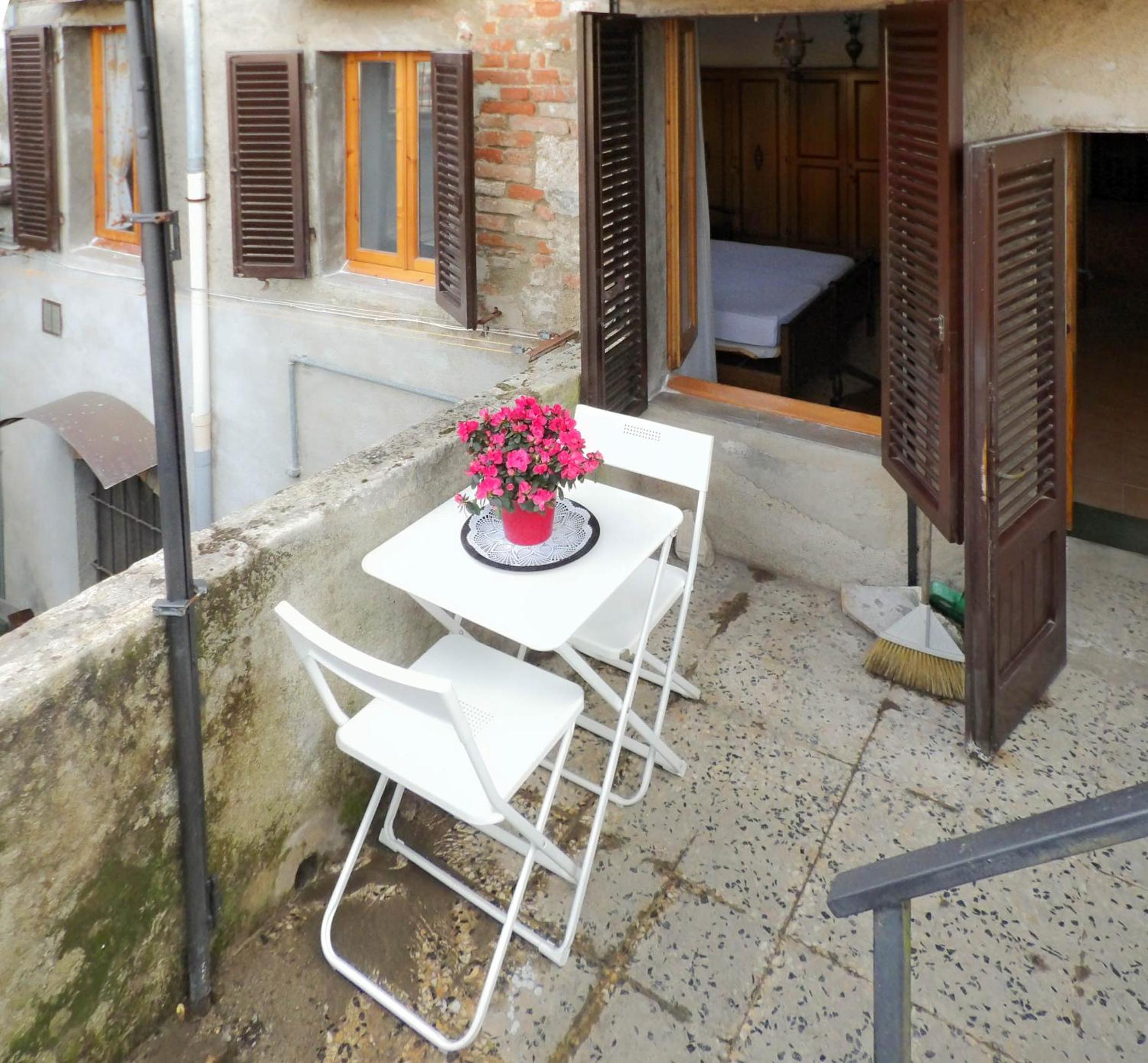 Cheap Apartment in The Old Village photo 4