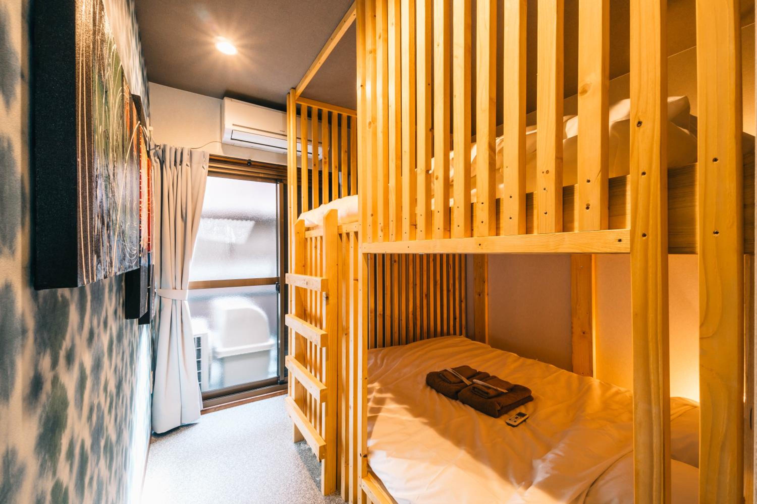 IKIDANE HOUSE Osaka Kyobashi