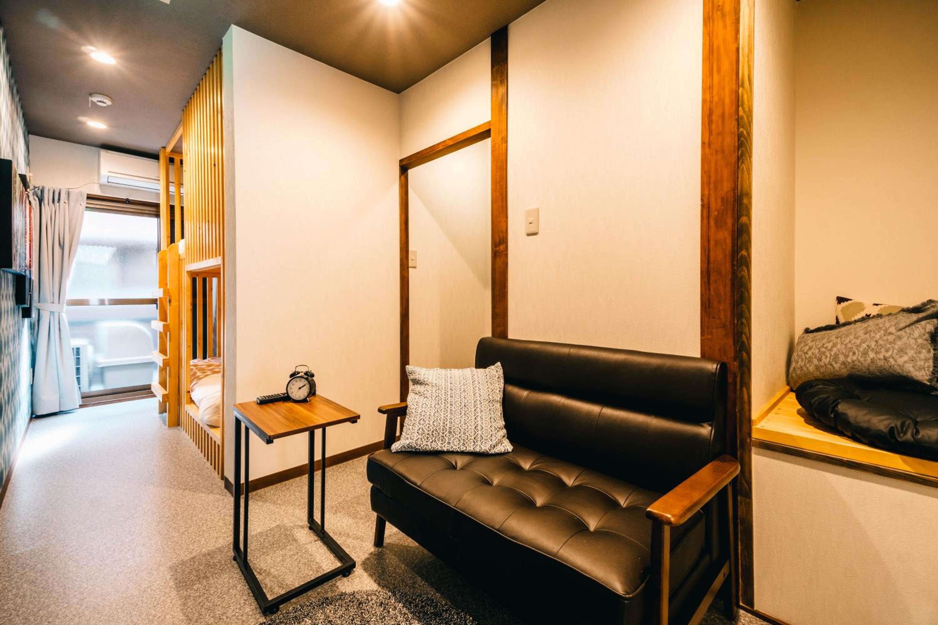 IKIDANE HOUSE Osaka Kyobashi