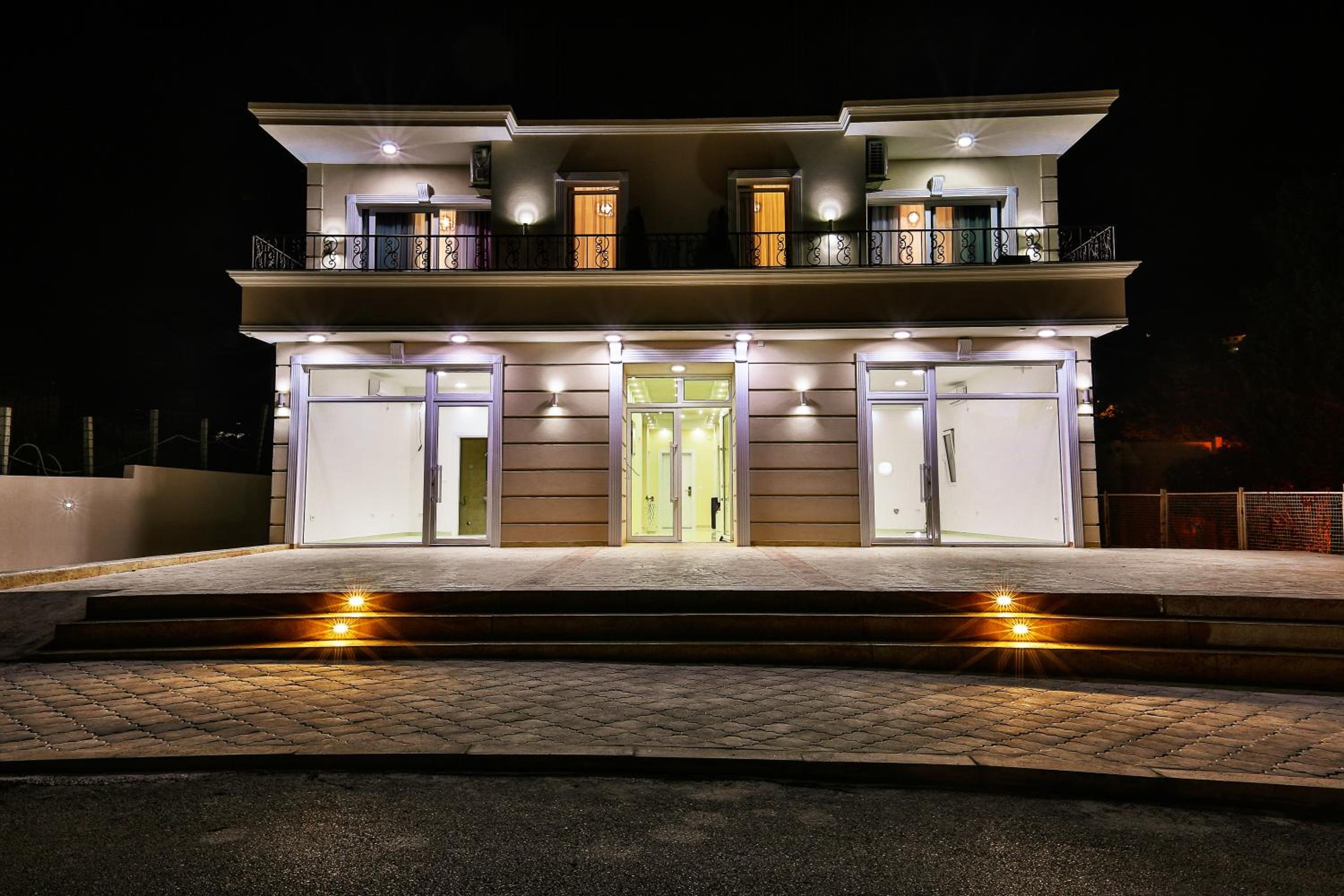 Apartments Royal Lux view 2
