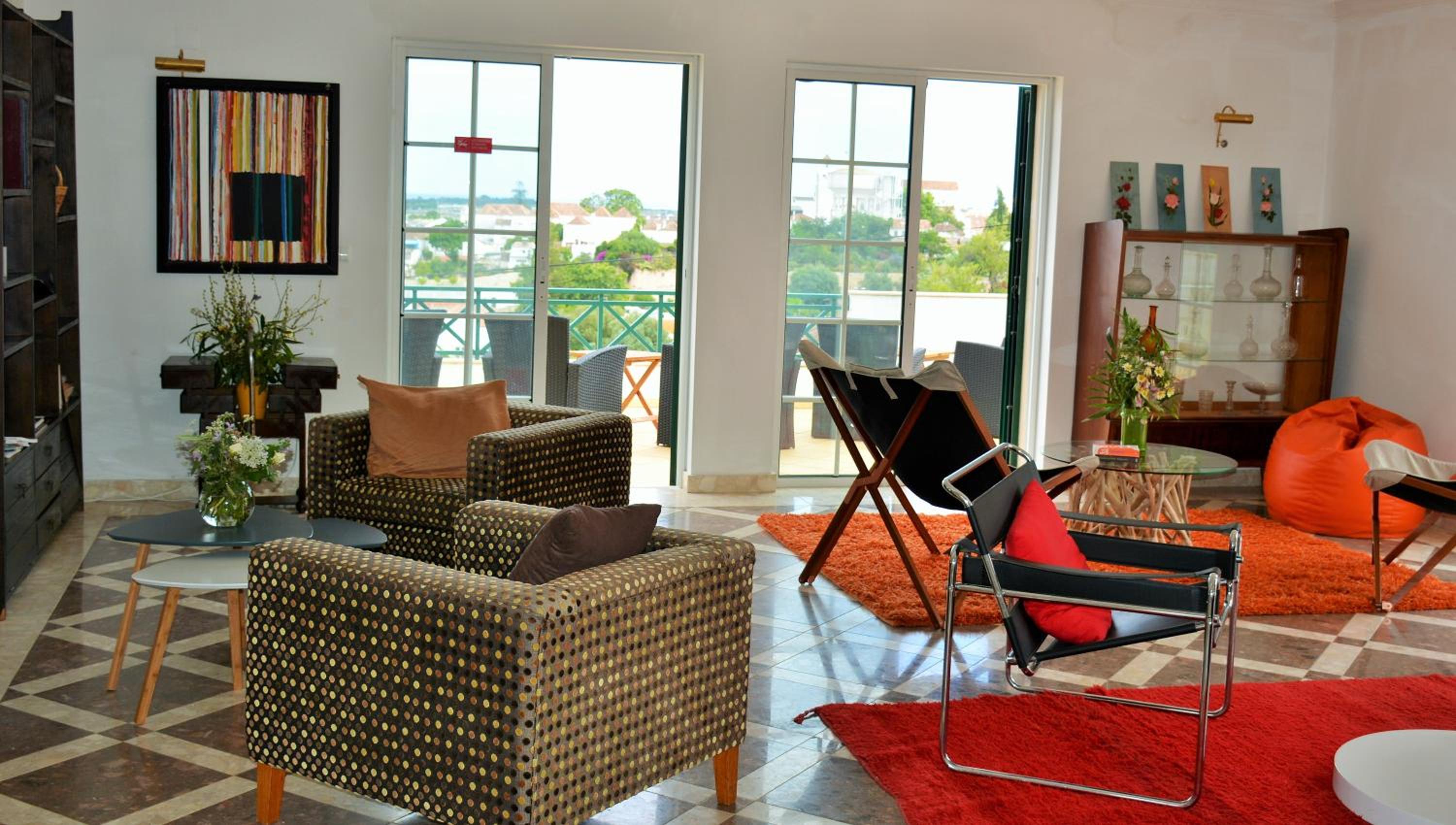 lounge