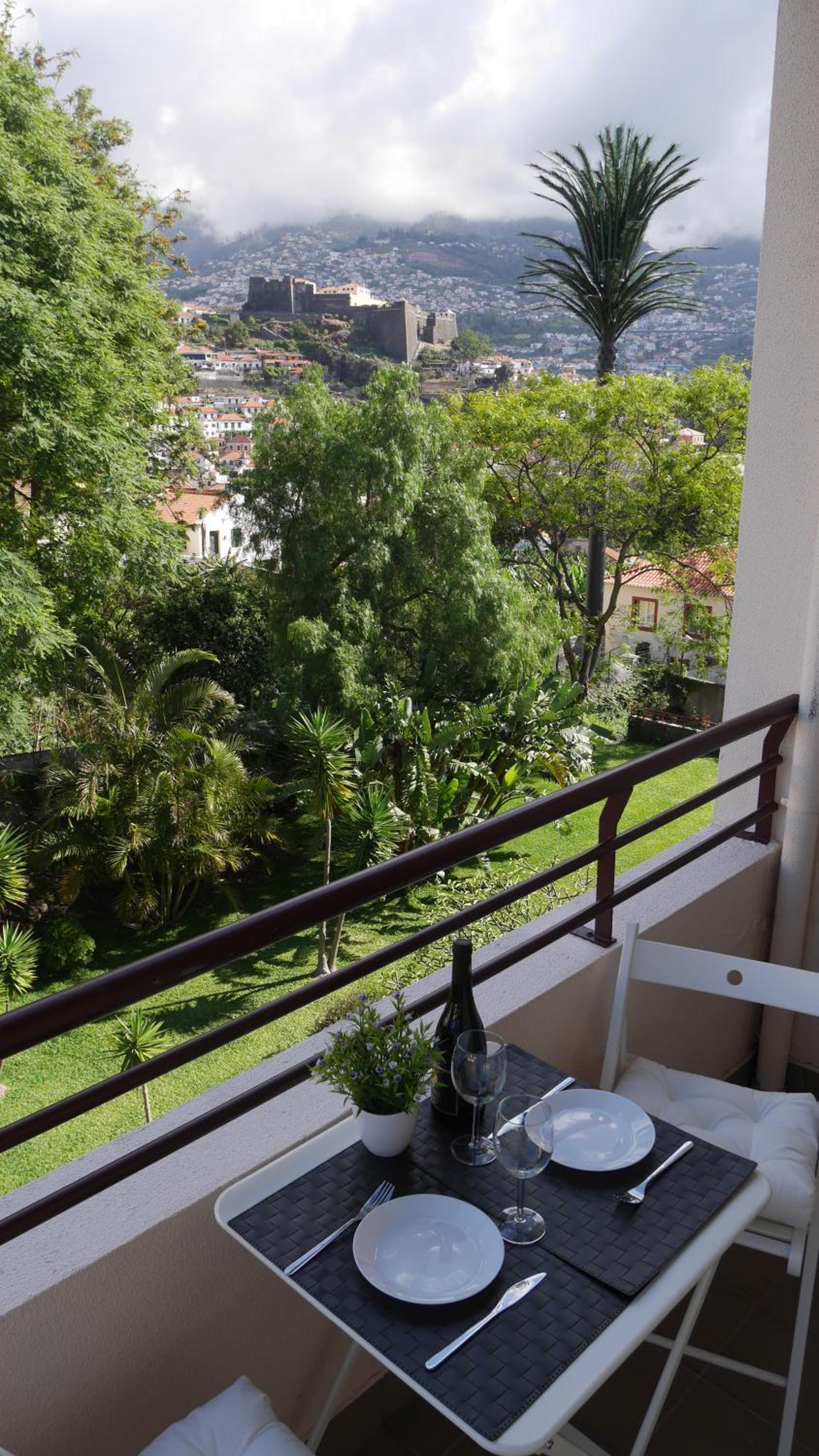 Jasmineiro - Palms Palace Apartment