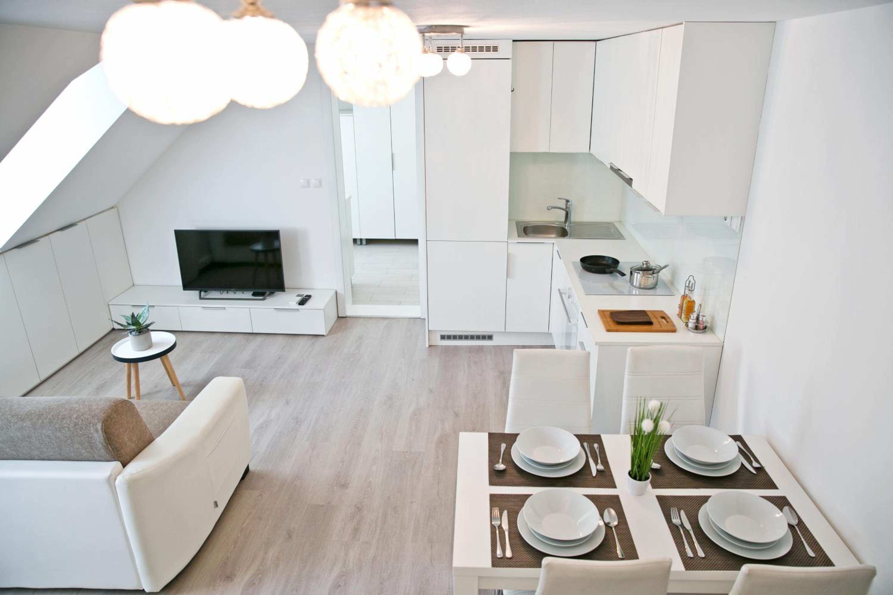 Apartments Hiša Pod Gradom