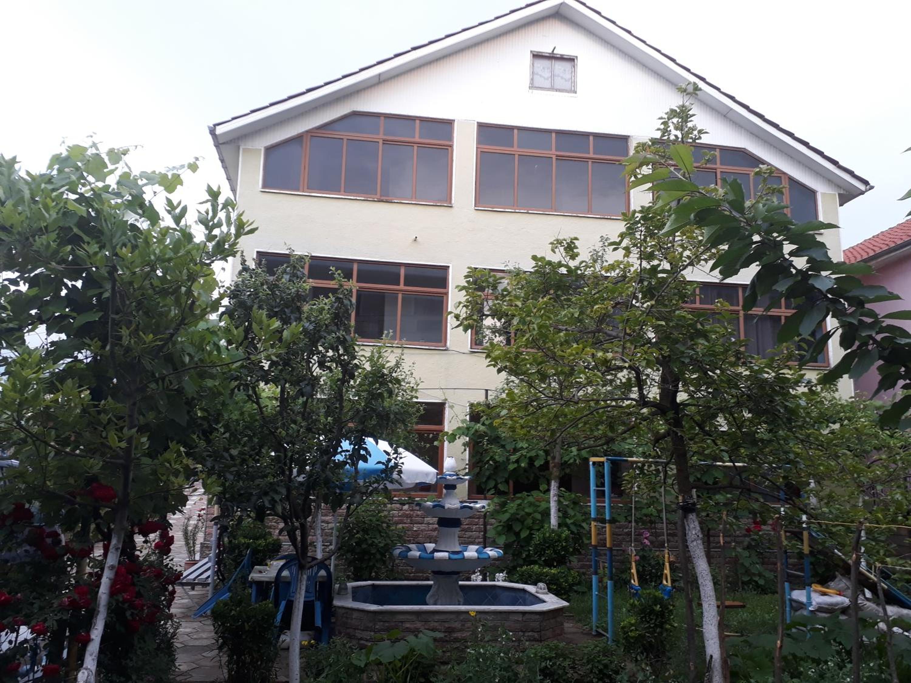 Guest House Pogradeci Lake Walk