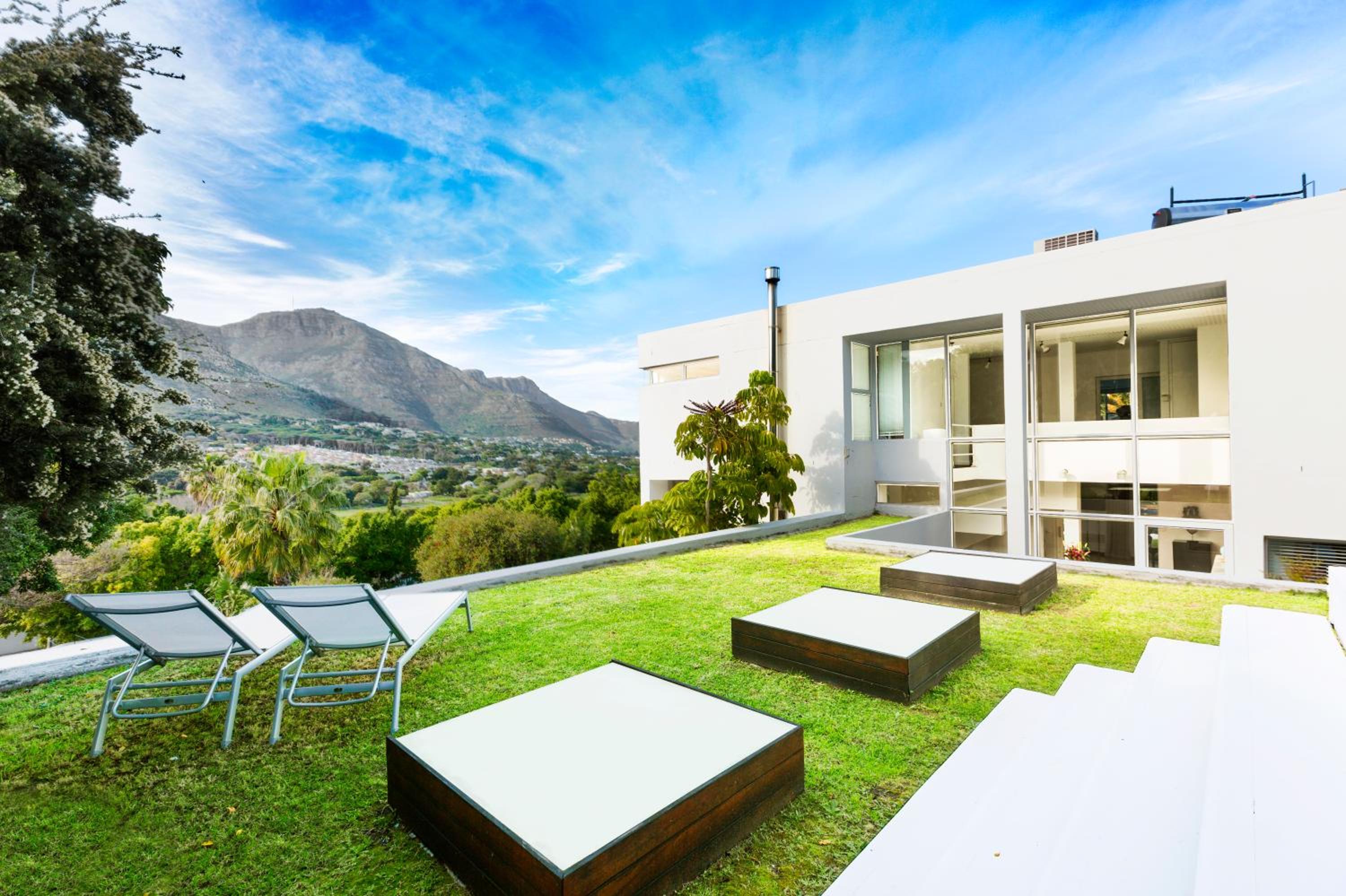 CUBE Guest House