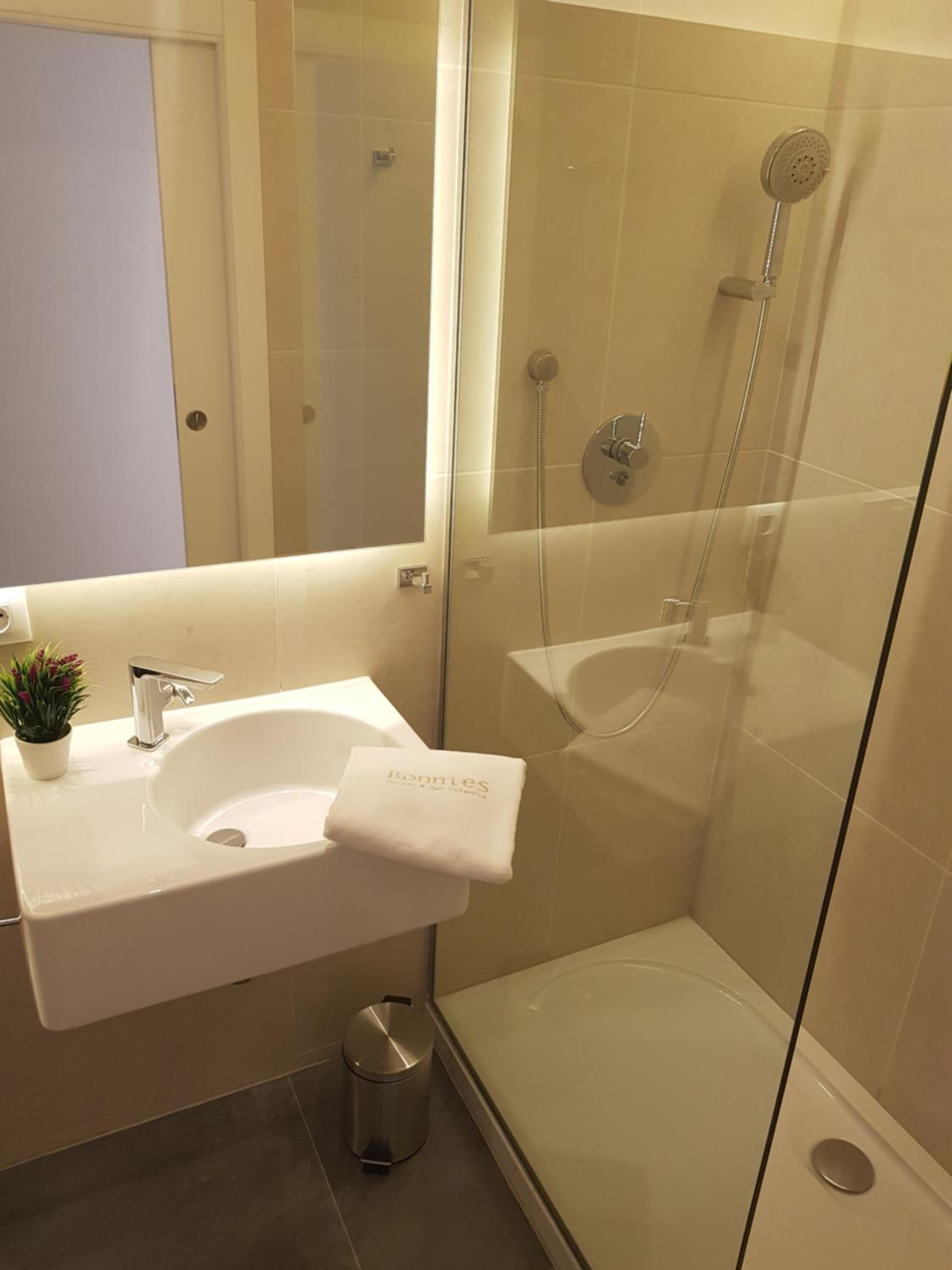 BONNIES Suites & Spa Valencia