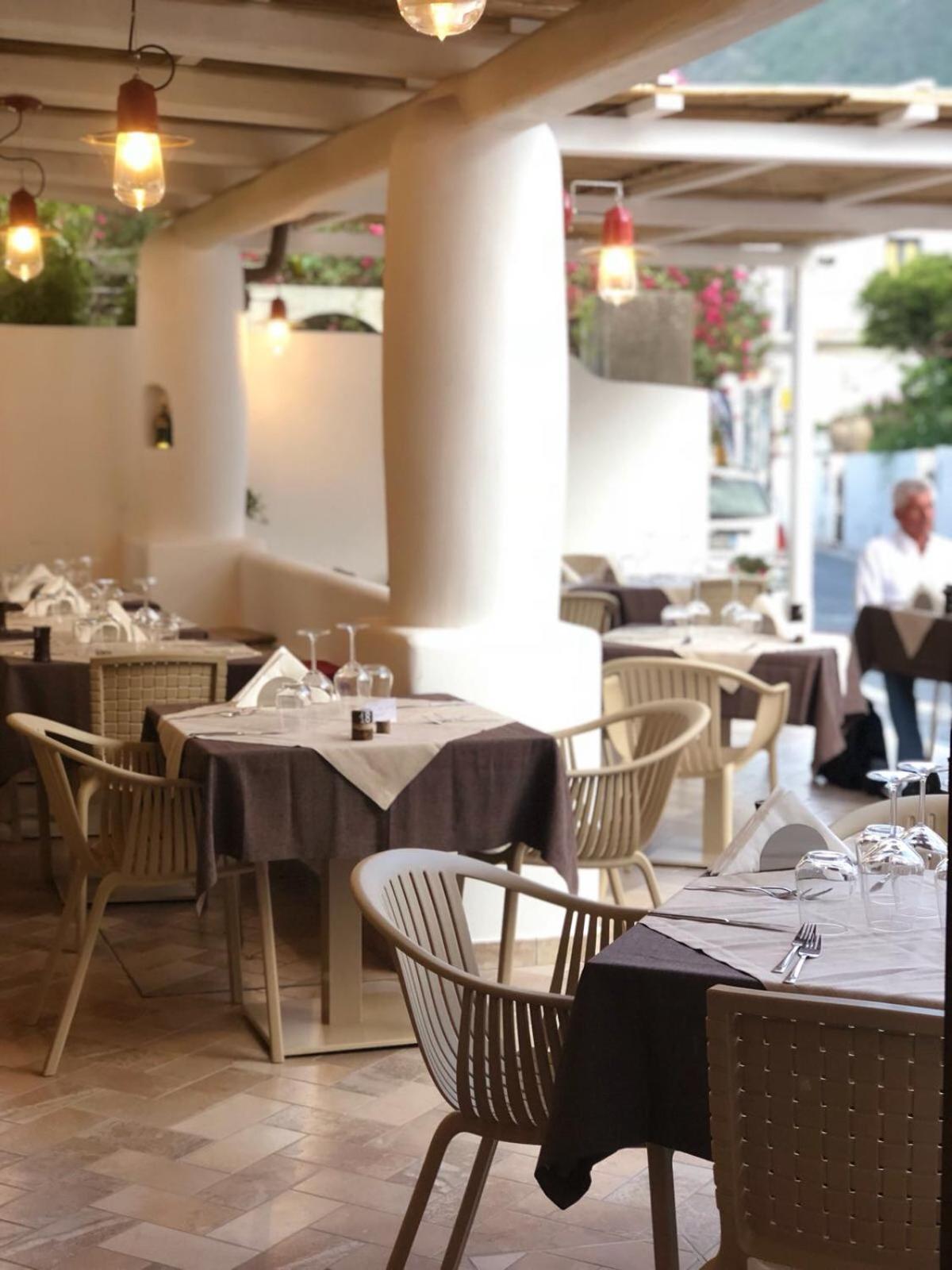'A Alera Room & Breakfast