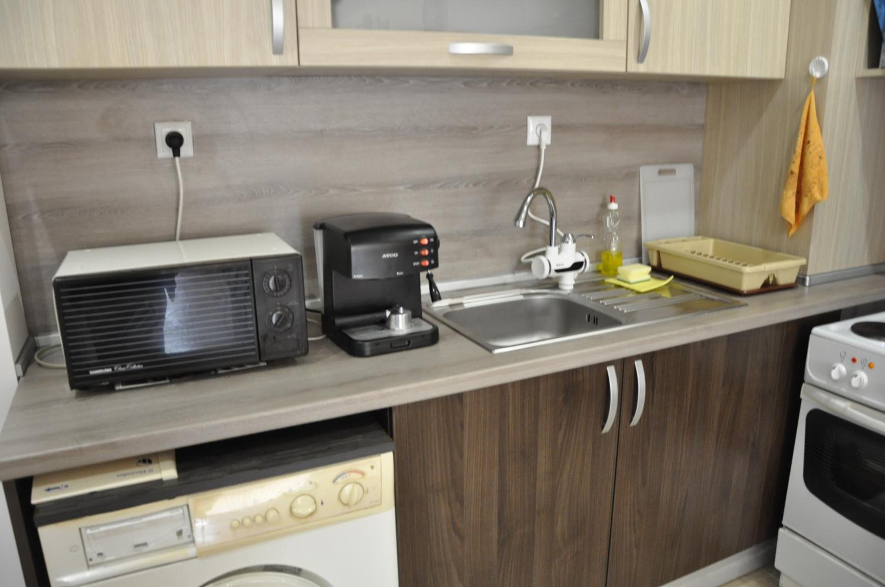 Photo 9