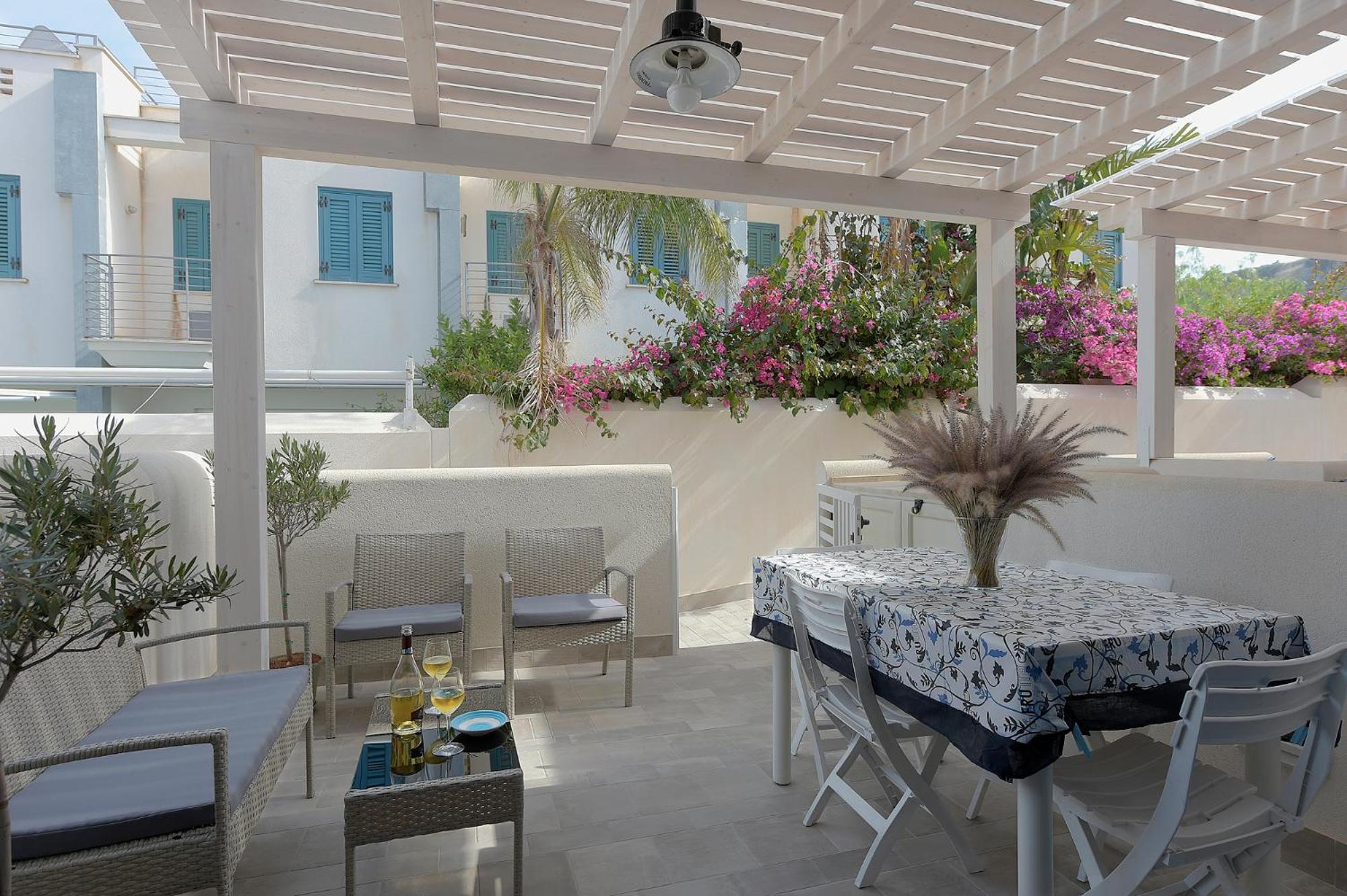 Isule Apartment & Terrace