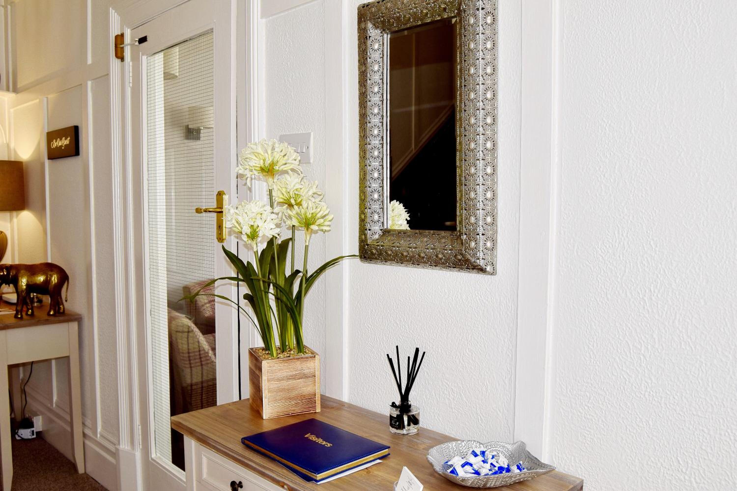 Avenue Guest House