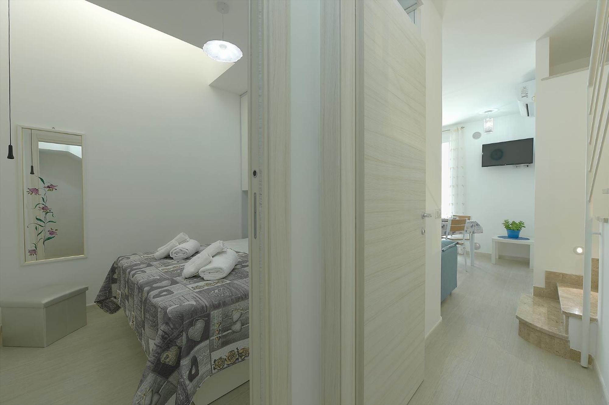 Isule Apartment & Terrace