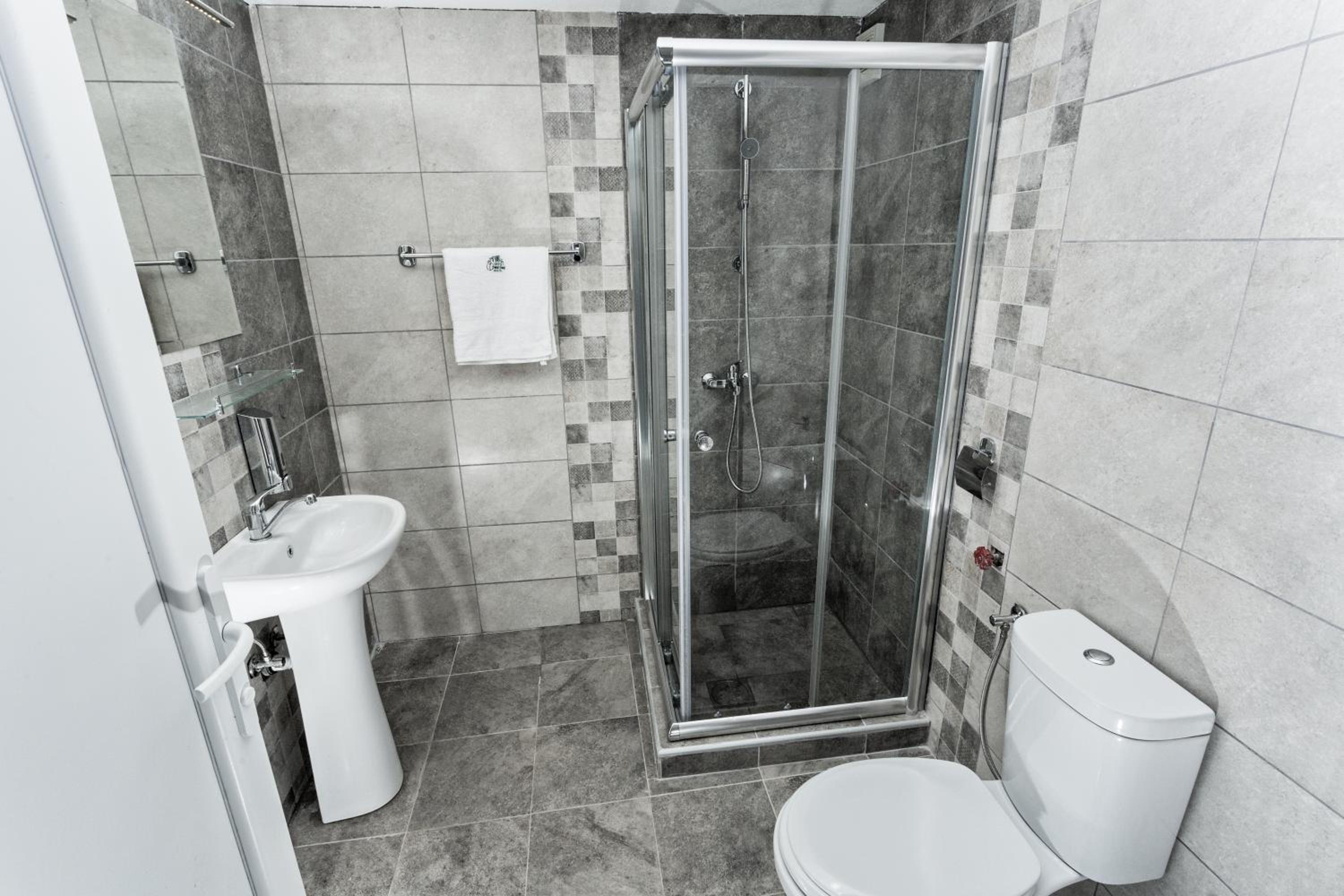 Photo 42