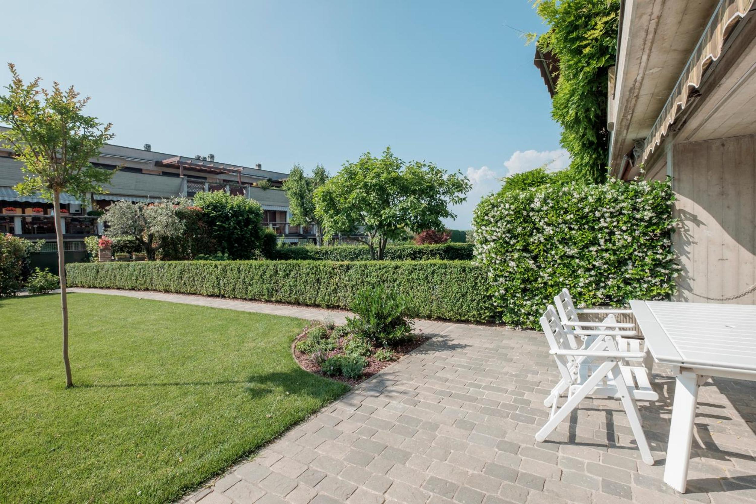 Giardino sul Garda view 3
