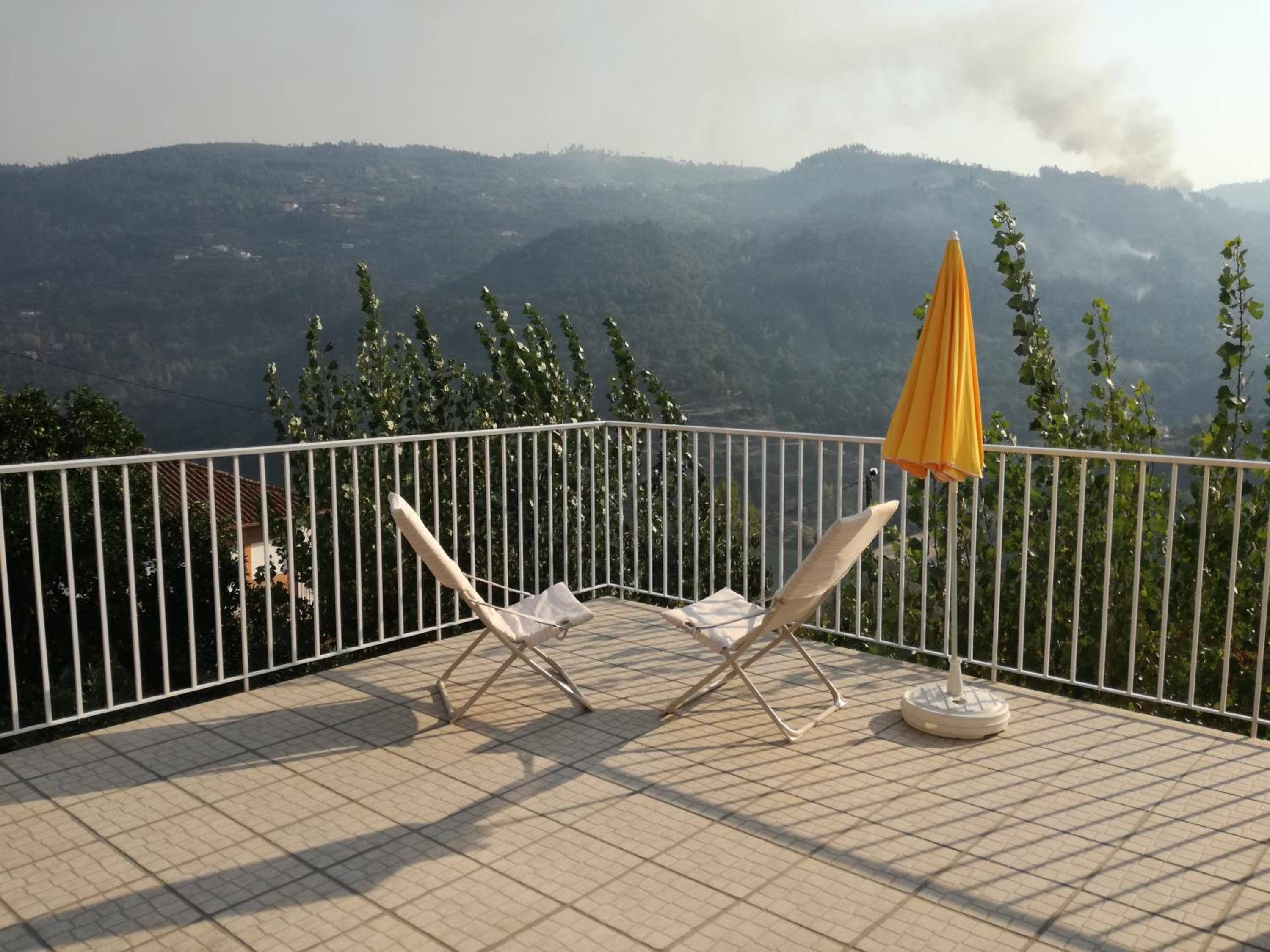 Casa Amarela - Região do Douro view 3
