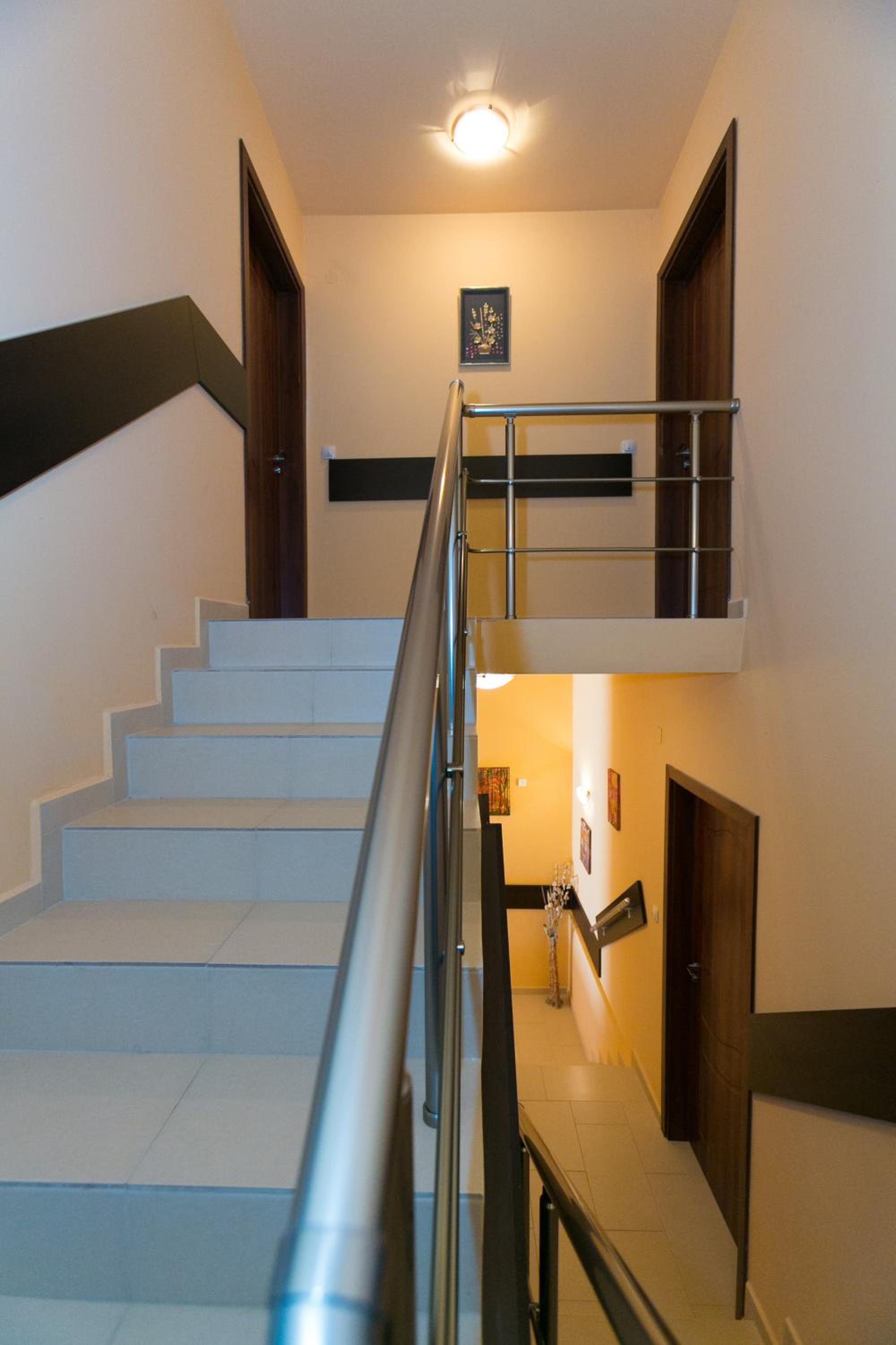 Guest Rooms Tivona