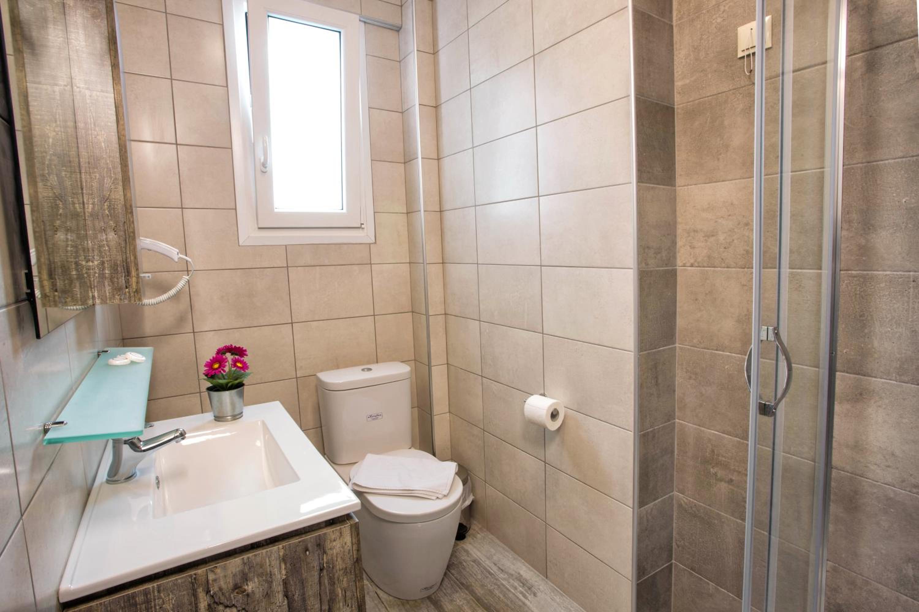 Isalos Suites